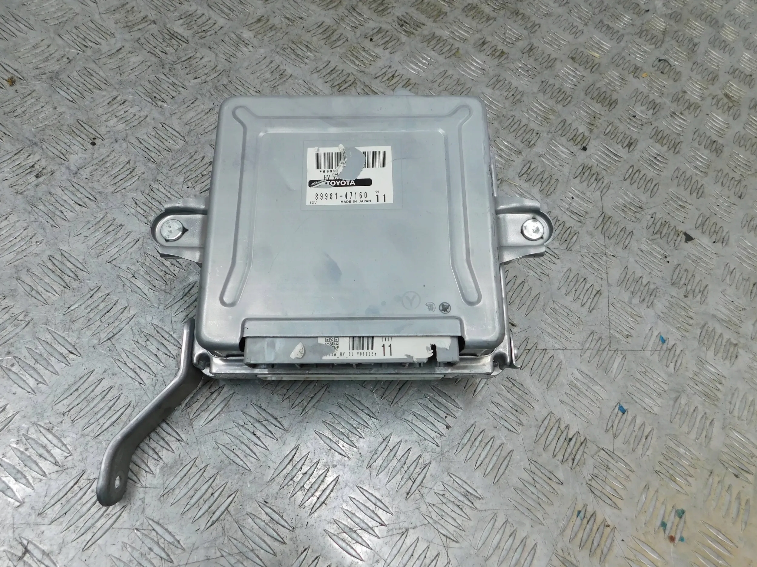 control unit of the engine computer 89981-47160 TOYOTA PRIUS II 1.5