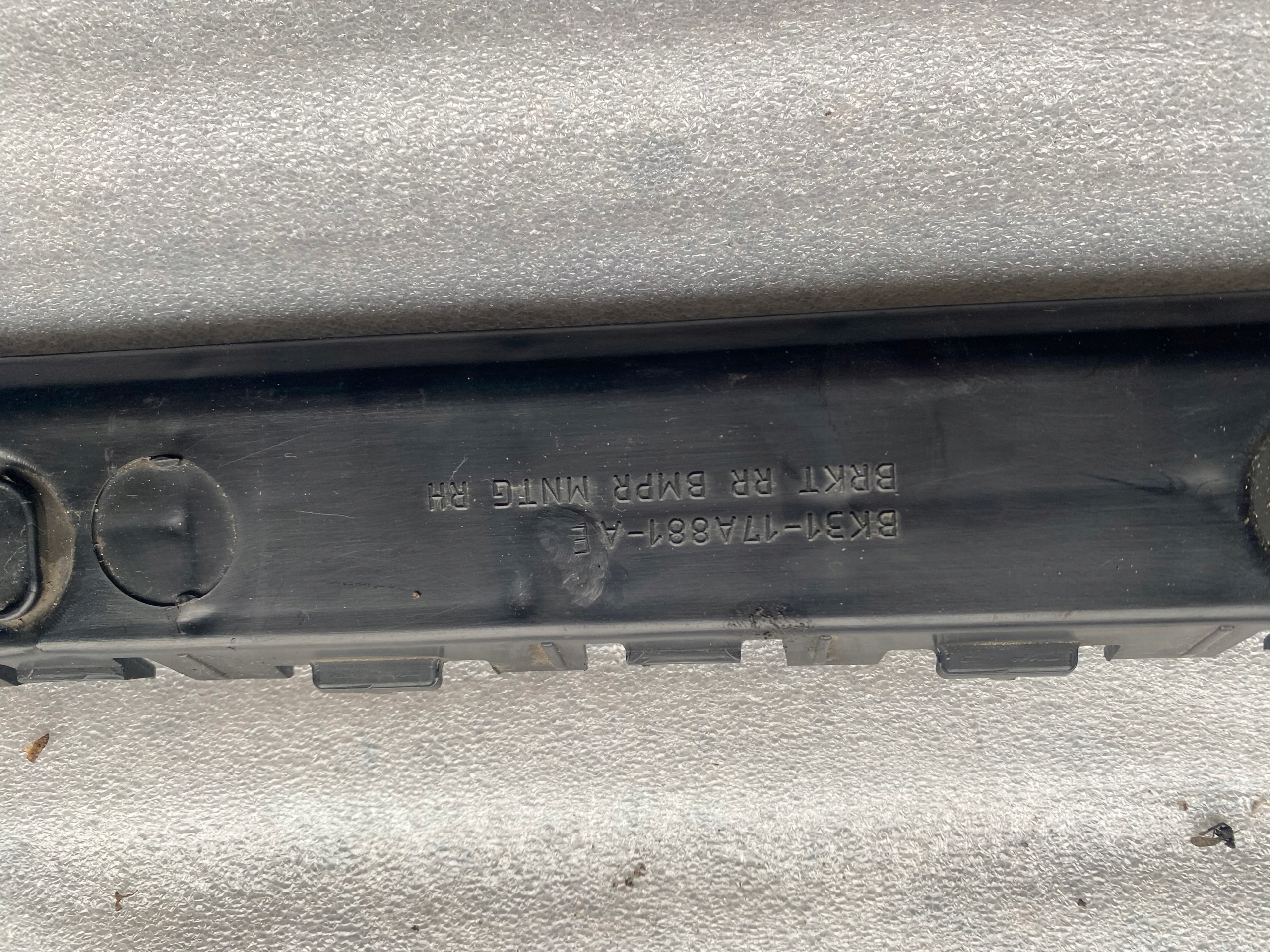 FORD TRANSIT MK8 LIFT bumper bracket rear part right