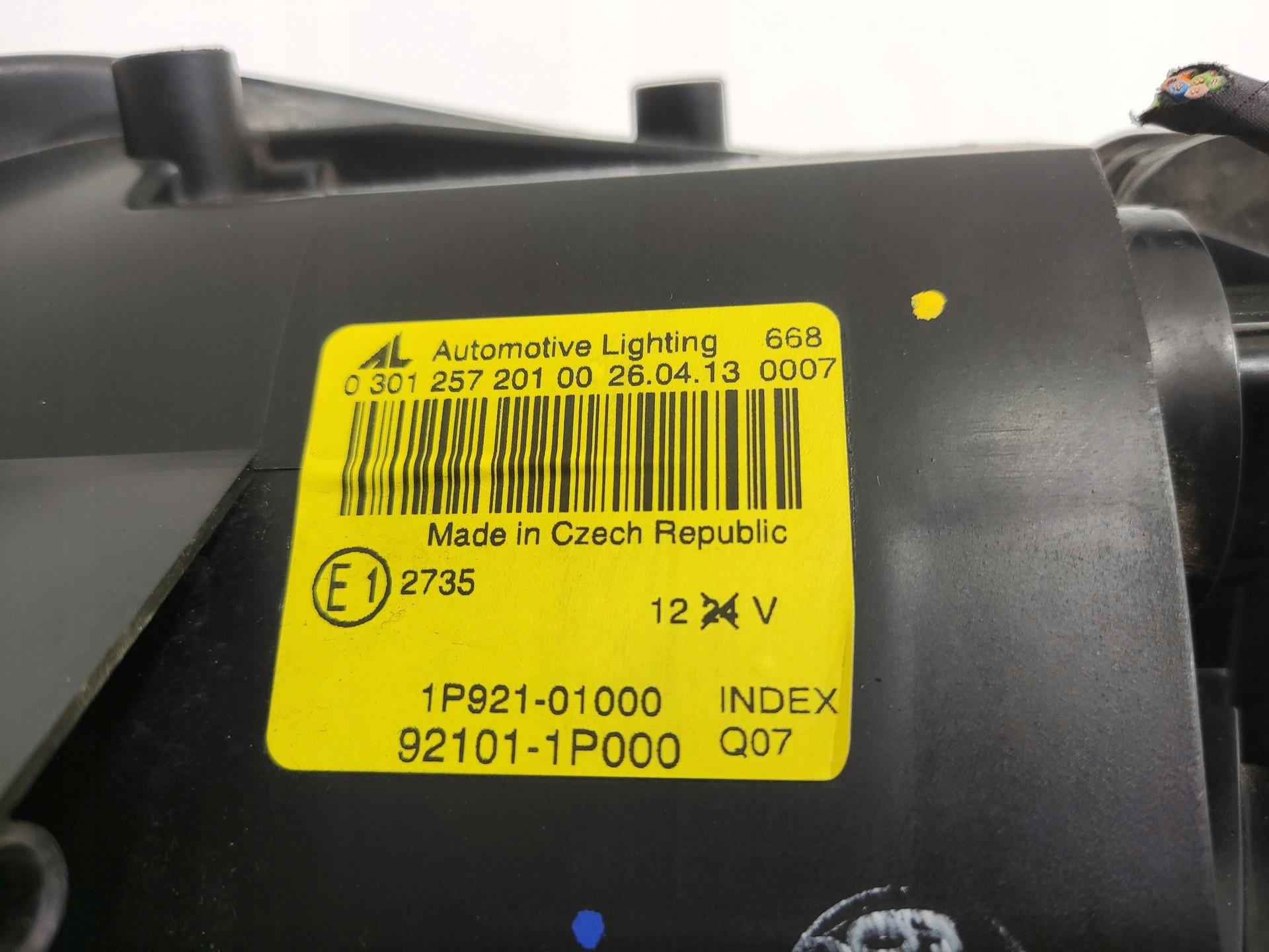 light left front front KIA VENGA 2009-2014 92101-1P000