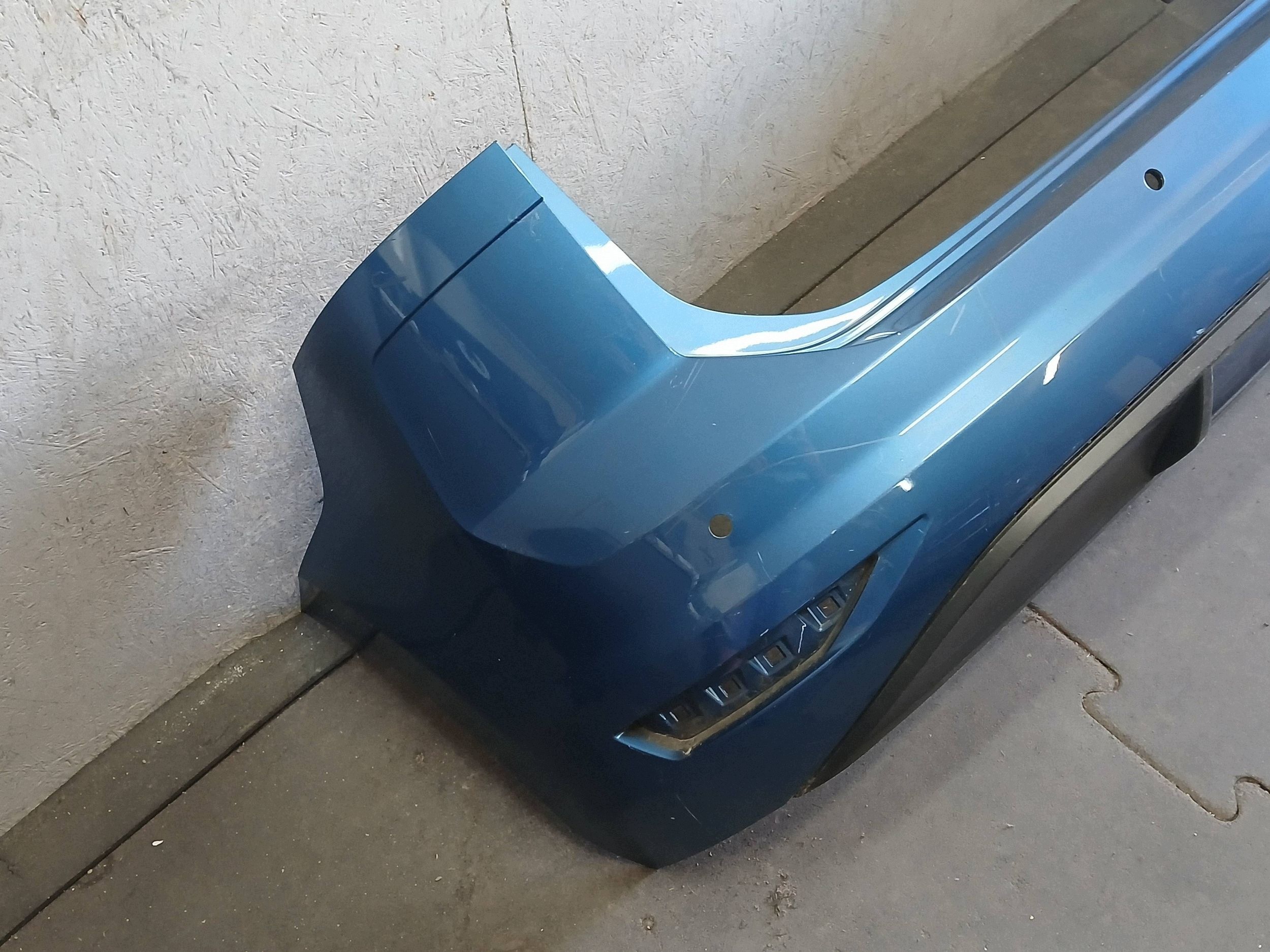 Stoßstange heck VW TOURAN 5TA 15