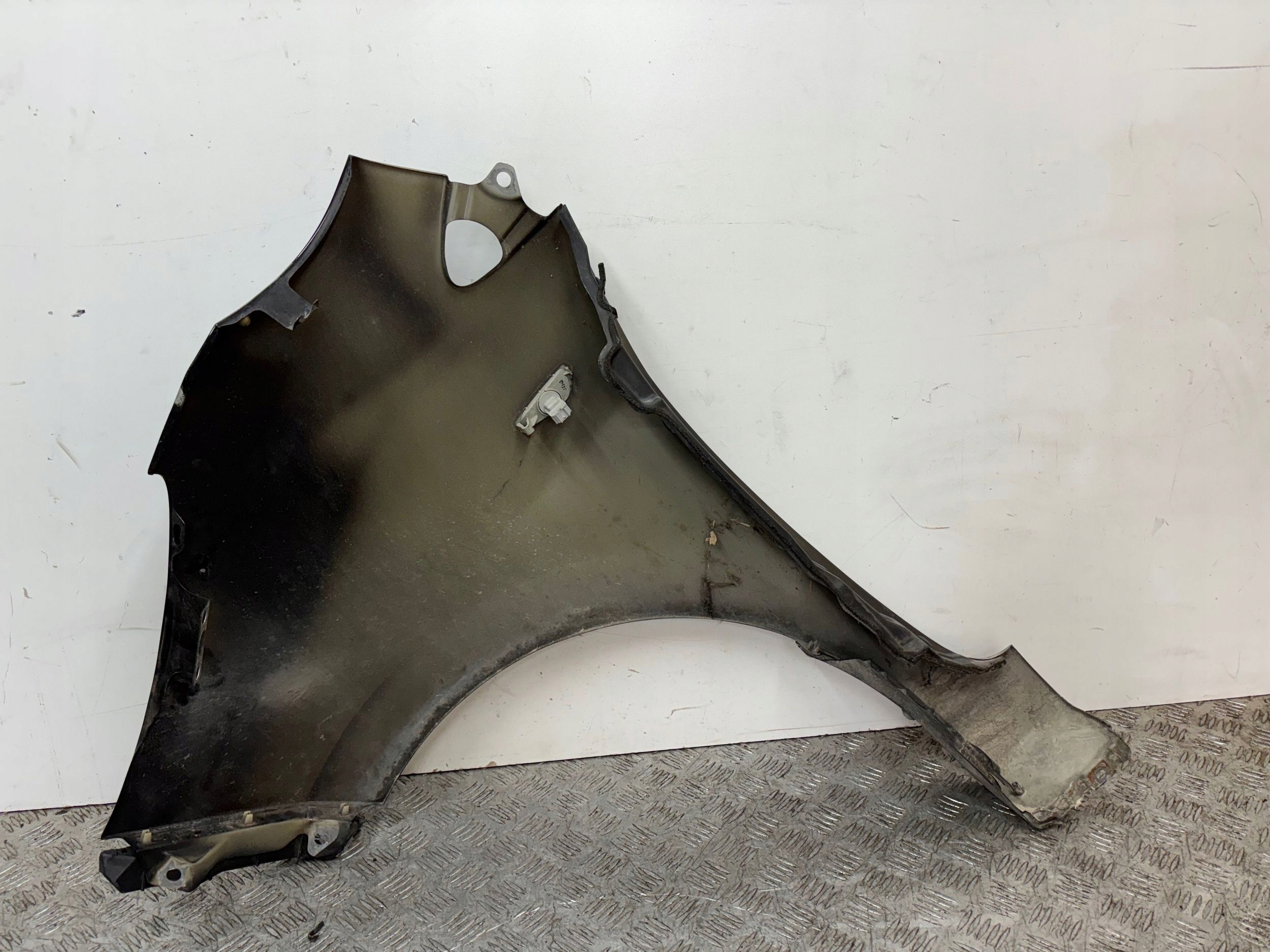 fender front front right KIA PICANTO II 11