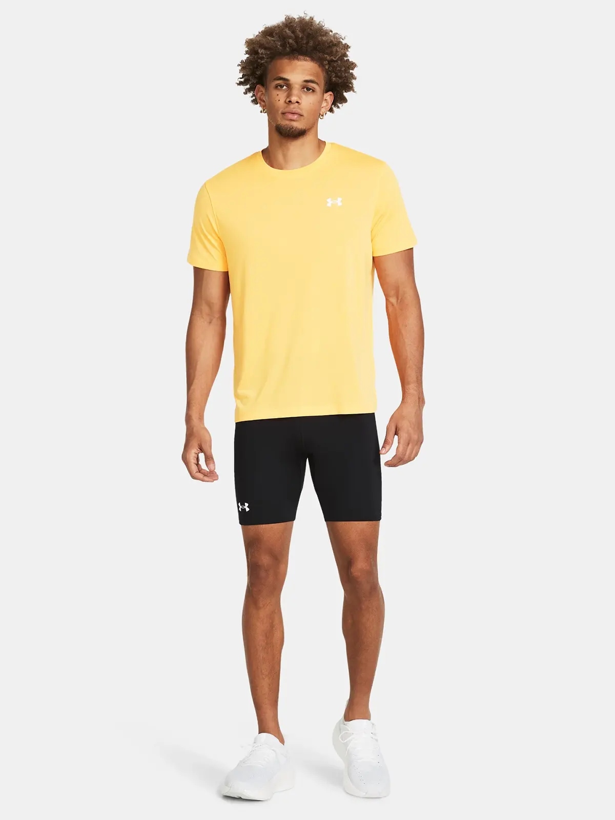 KRÓTKIE SPODENKI MĘSKIE UNDER ARMOUR LEGGINSY SPORTOWE TRENINGOWE 1384546 Cechy dodatkowe brak