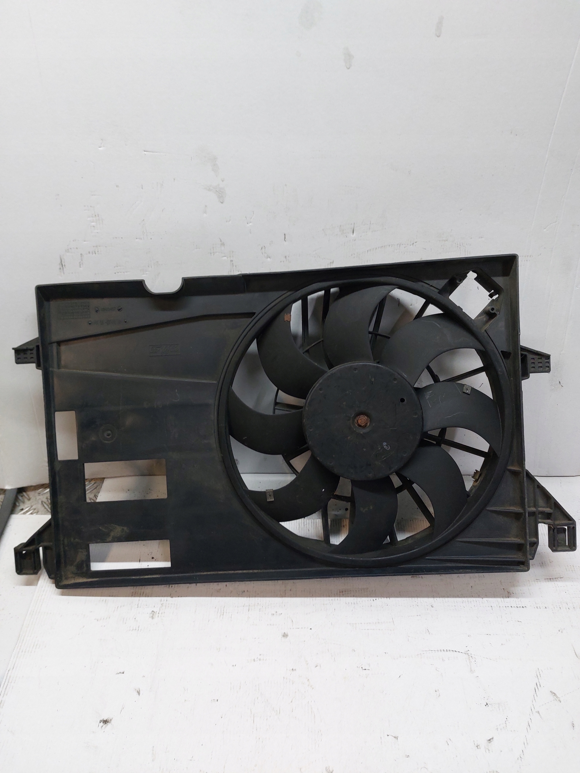 ventilátor chladiče FORD FIRSTA MK6 1.6 TDCI 556H8C607BG