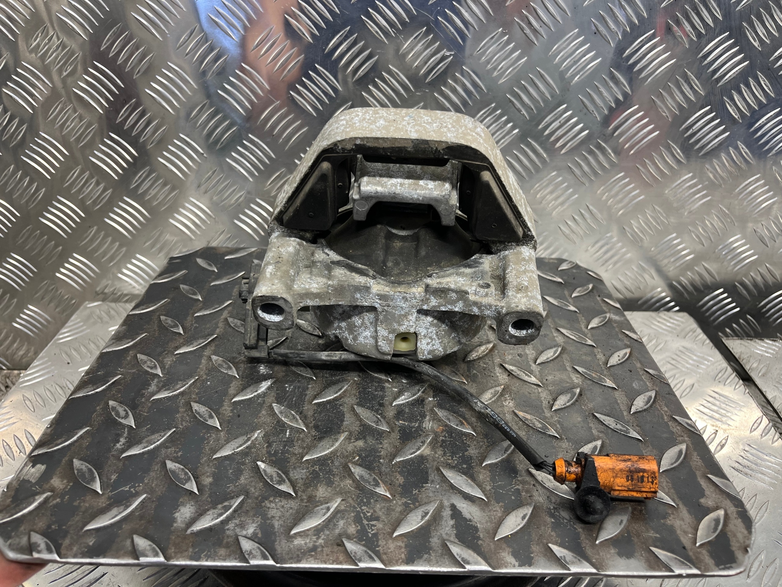 engine mount AUDI A6-C7 MP5295 3.0 TDI