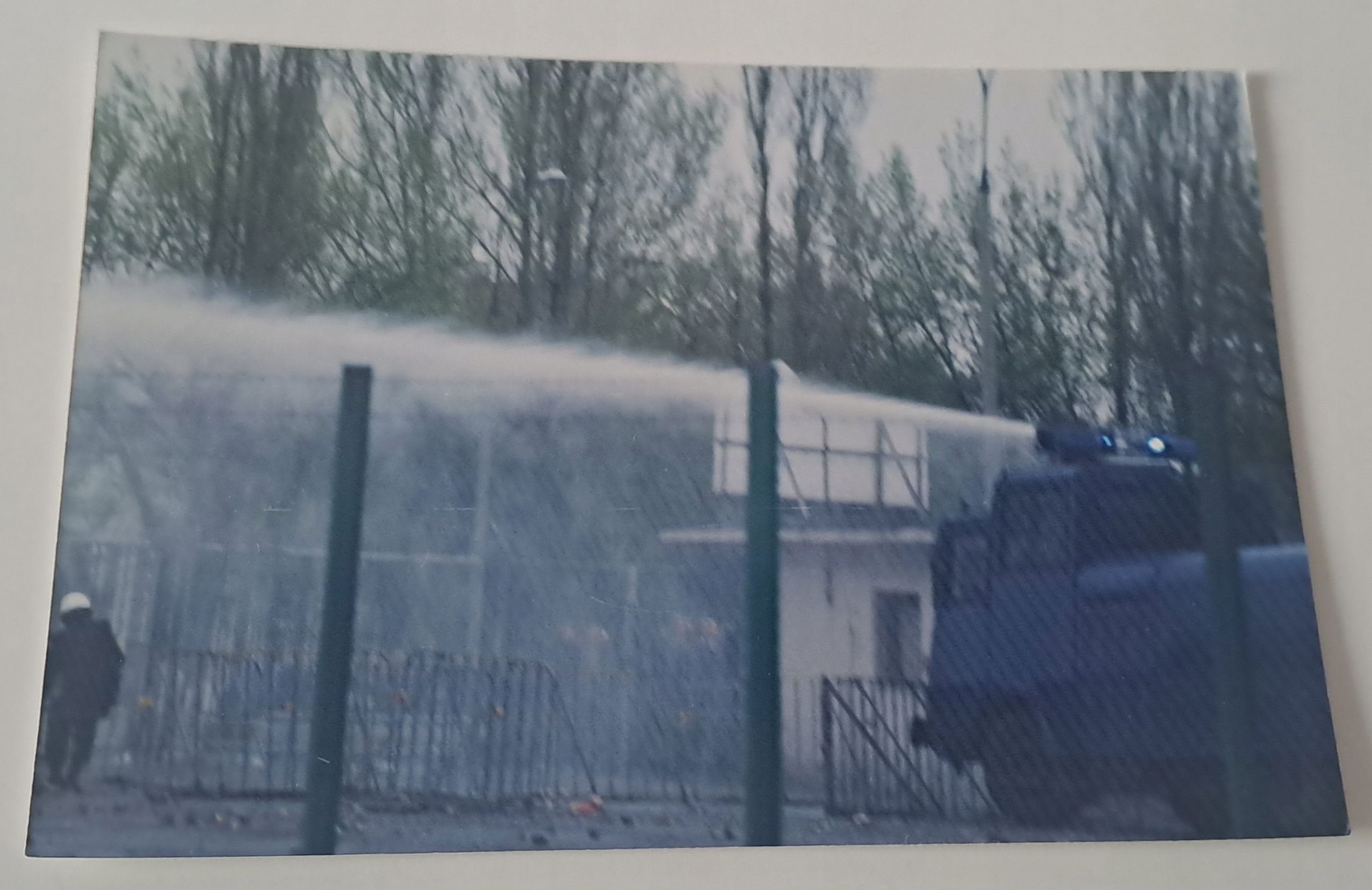 WISŁA KRAKÓW - LEGIA WARSZAWA 2001/2002 ZDJĘCIE KIBICE HOOLIGANS ULTRAS (2)