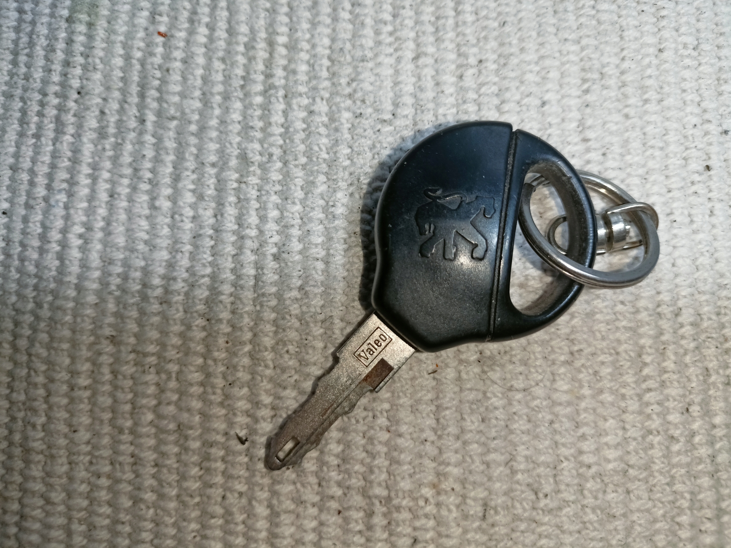 Kluczyk Obudowa Grot Peugeot 106 206 CC 306 CC