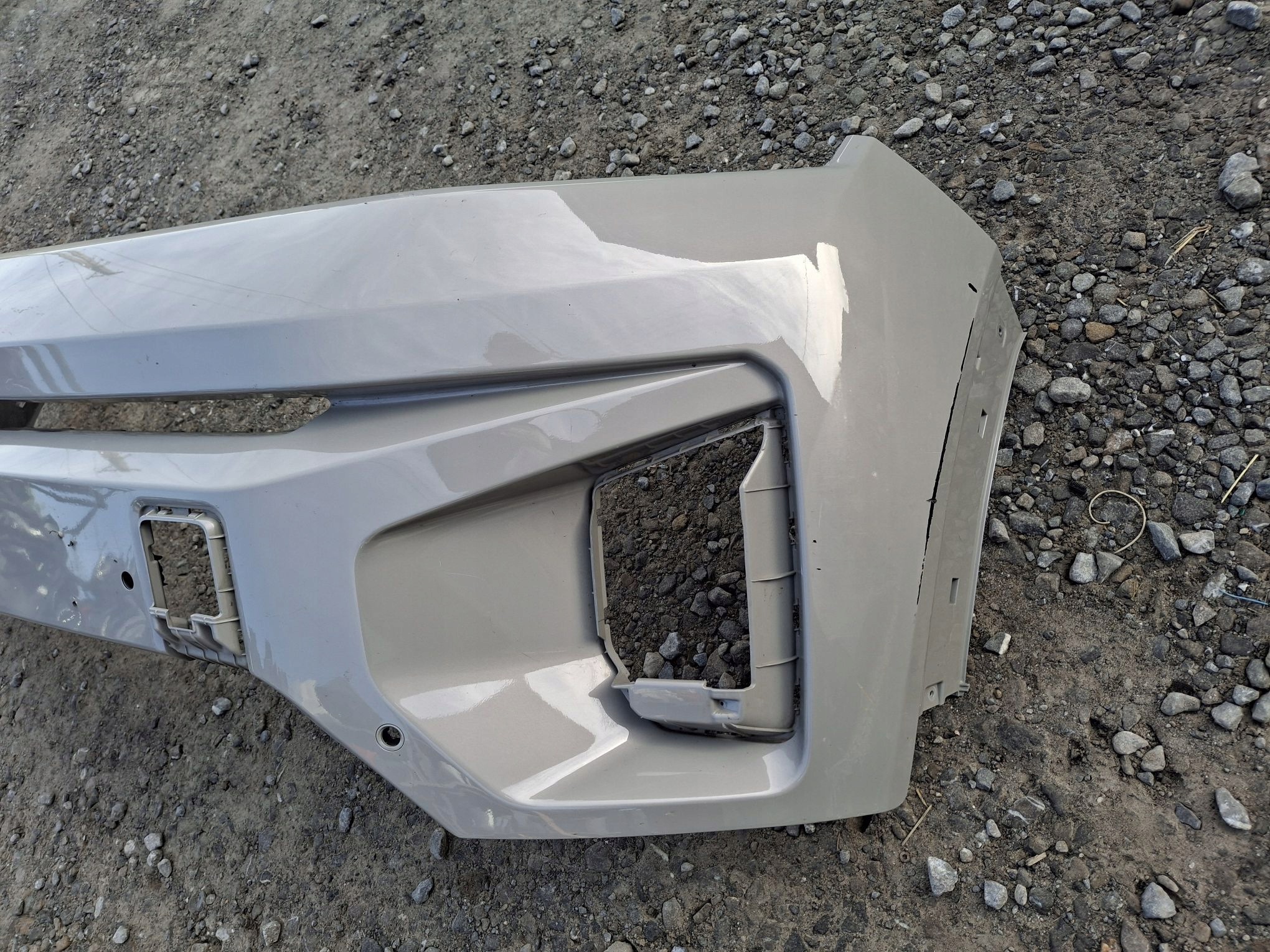front bumper SSANG YONG TORRES EVX 2023R->