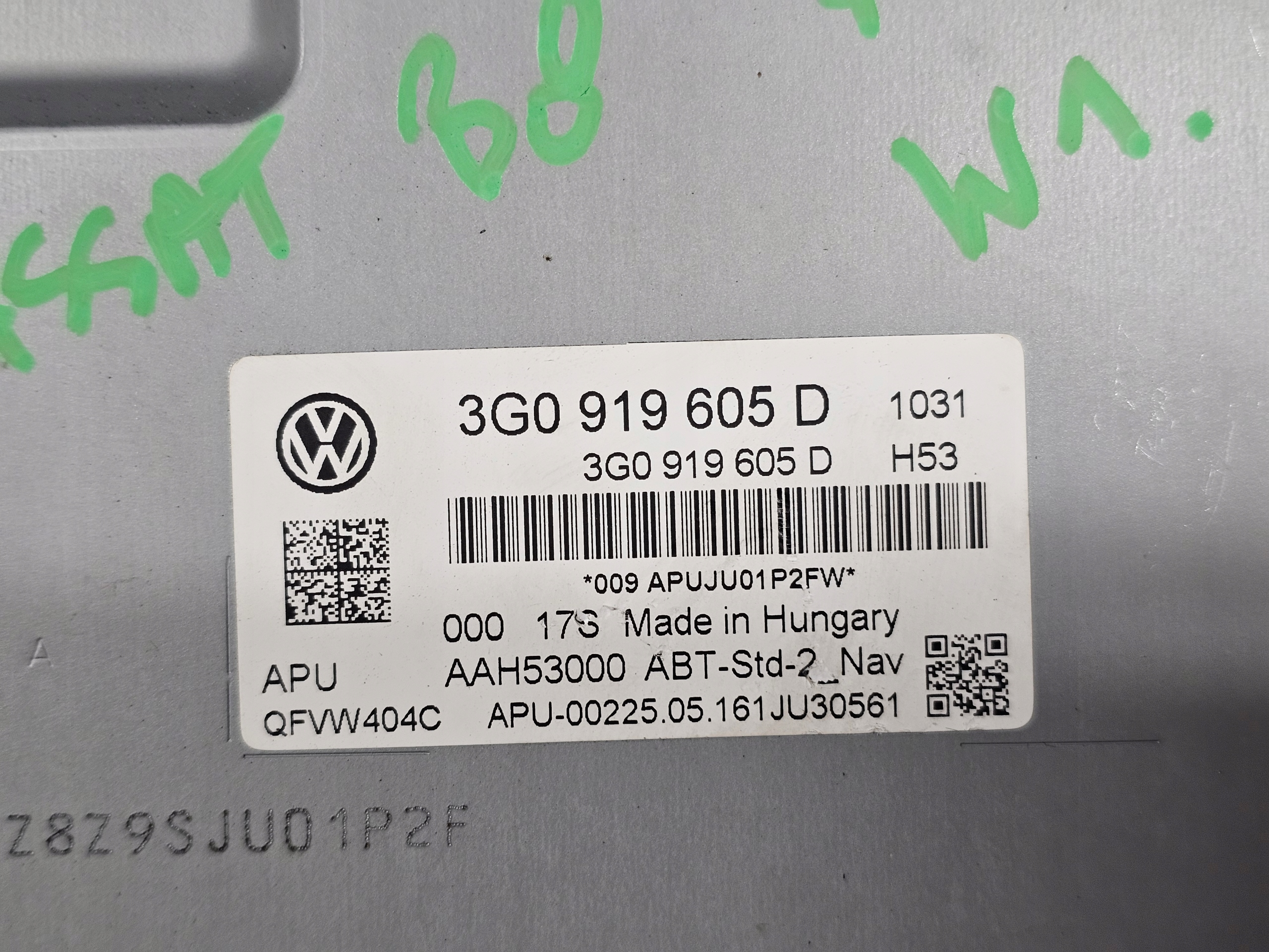 VOLKSWAGEN PASSAT B8 EKRAN display RADIA navigation devices 3G0919605D