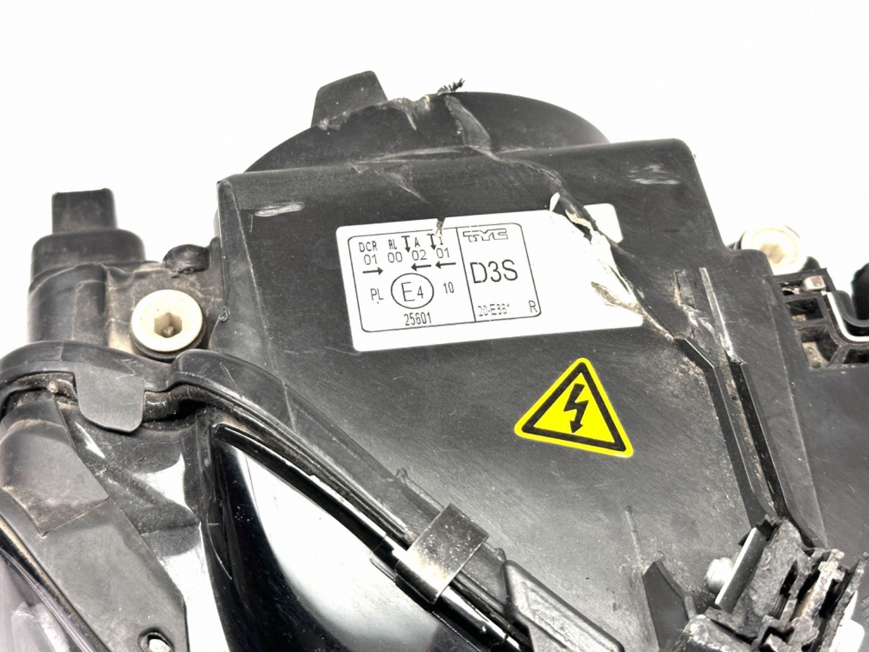 AUDI A4 S4 B8 8K LIFT REFLEKTOR light right front BIXENON TYC damaged UK