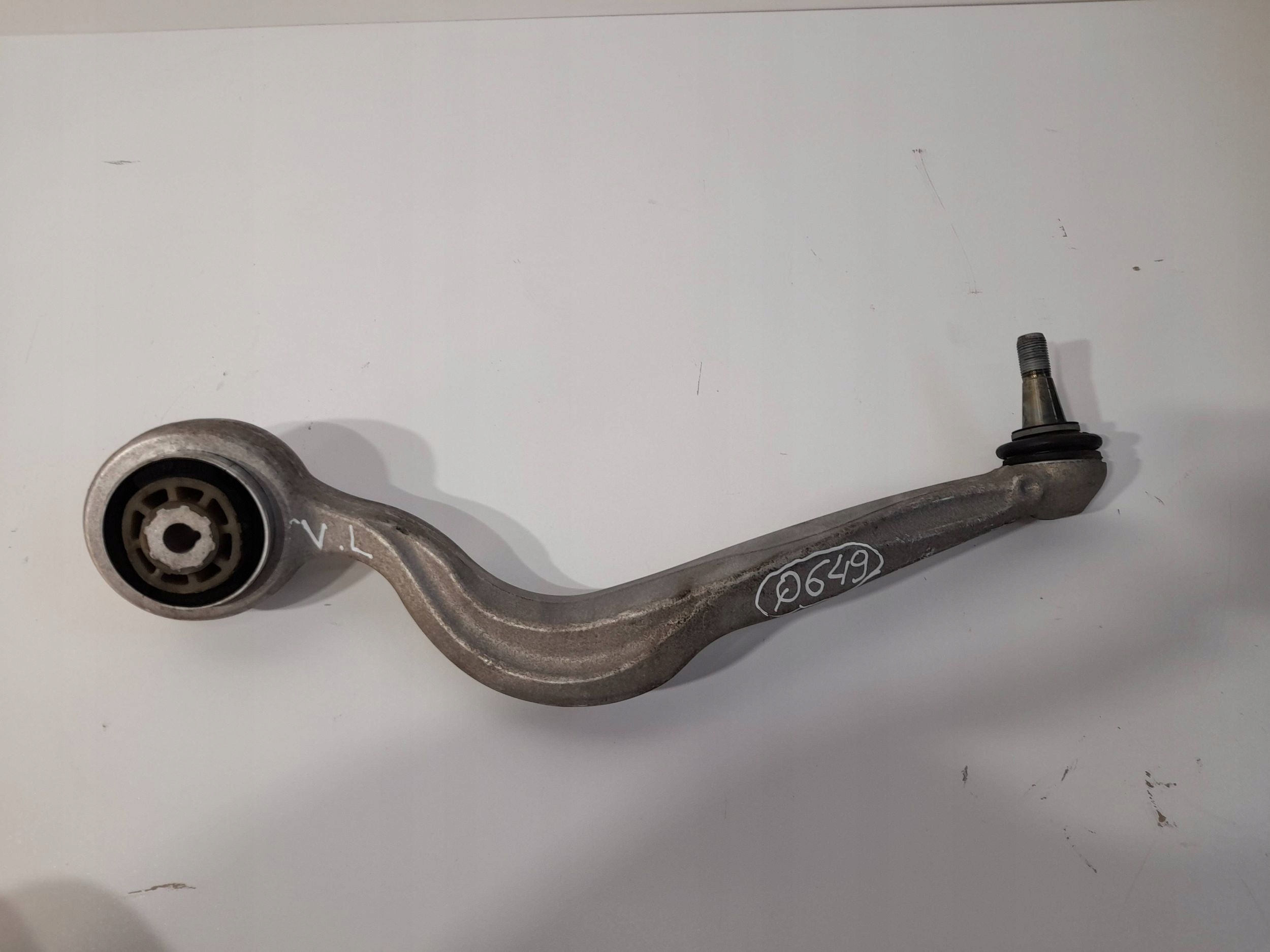 Mercedes-Benz GLC X253 C253 arm front left 2130100 (Q649)