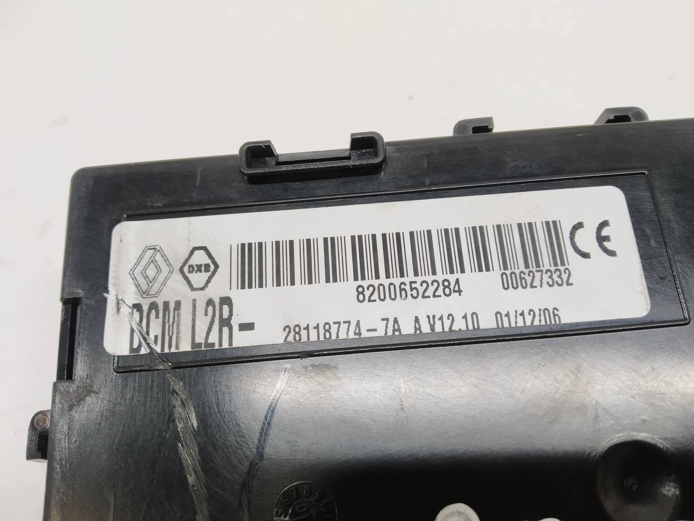 modulo 8200652284 BCM L2R Renault Clio III (2005-2014)