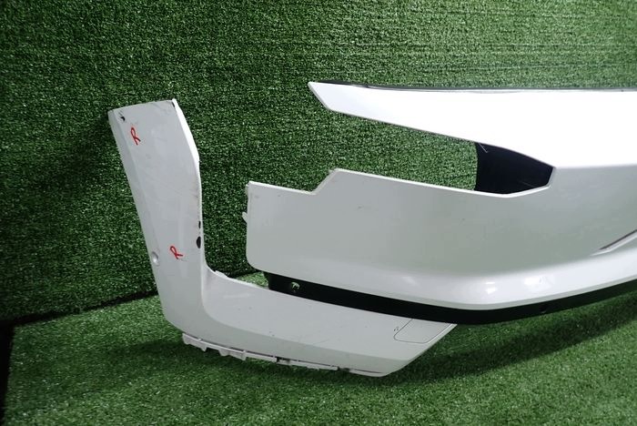 VOLVO EX30 23- Frontstoßstange vorne