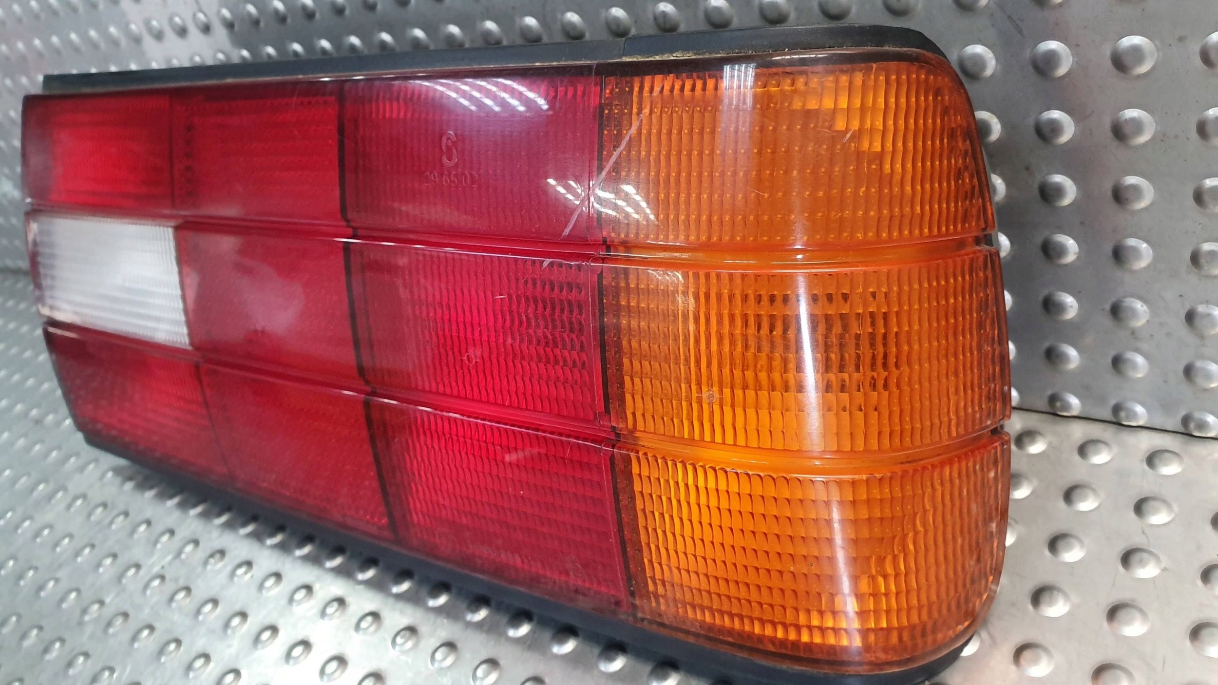 light rear part right BMW 3 E30 1386088 82