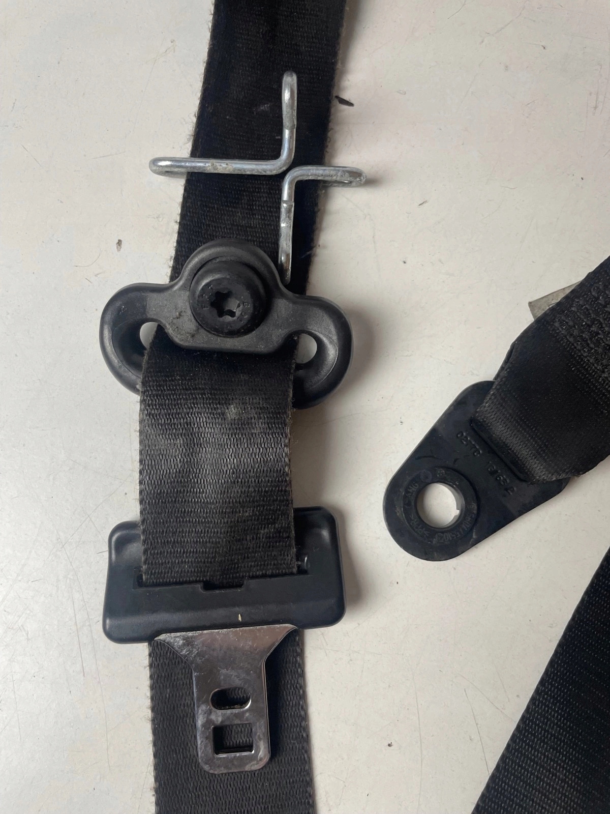 tension belt safety front front right Ford Kuga Mk1