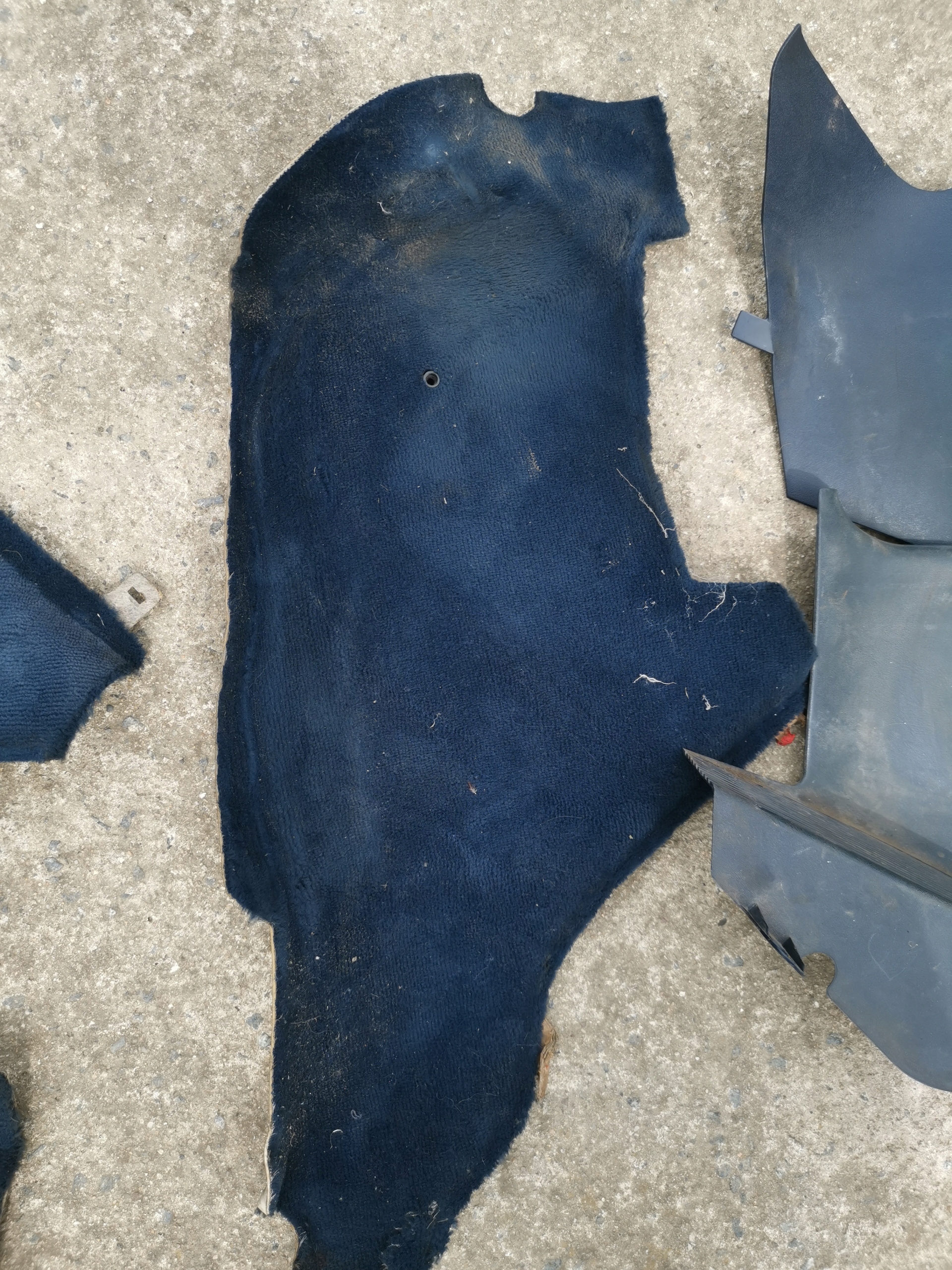 mercedes w124 mats blue