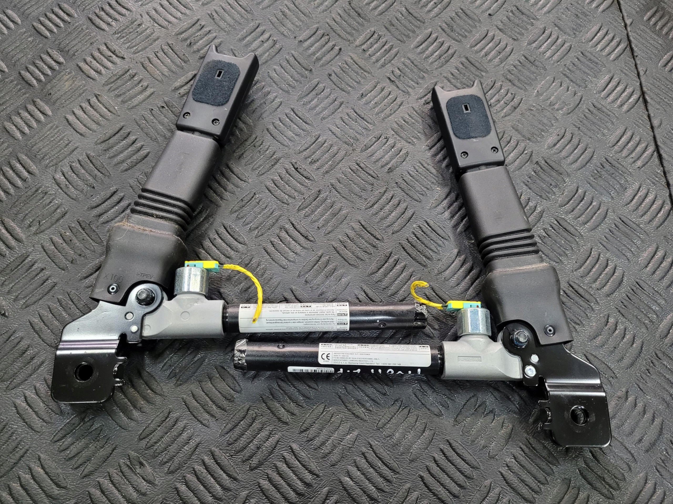 switch adjuster supports left right front SSANGYONG TIVOLI