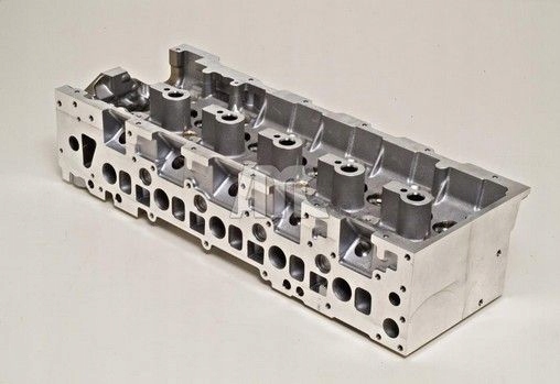 GŁOWICA SILNIKA 908575 AMC Producent części AMC