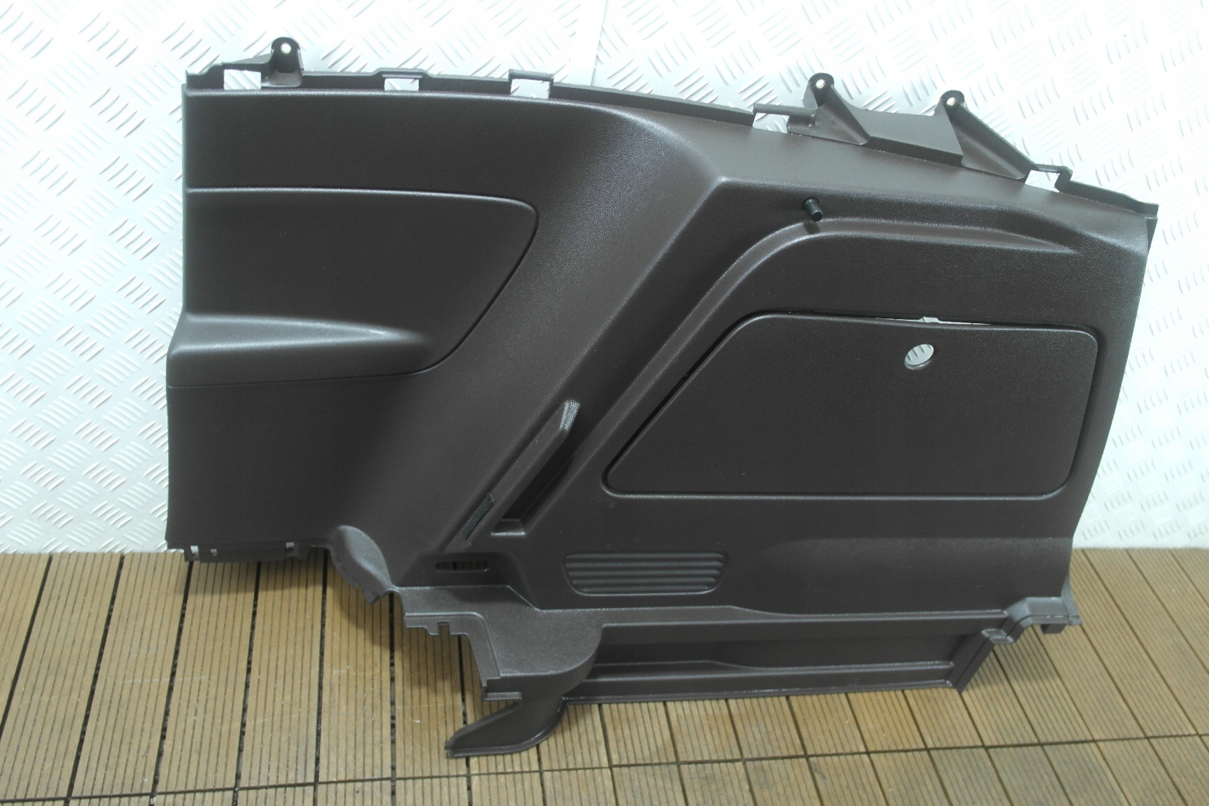 OPEL MERIVA B 10-17 boot upholstery rear right rear part upholstery BRAZOWY TABX