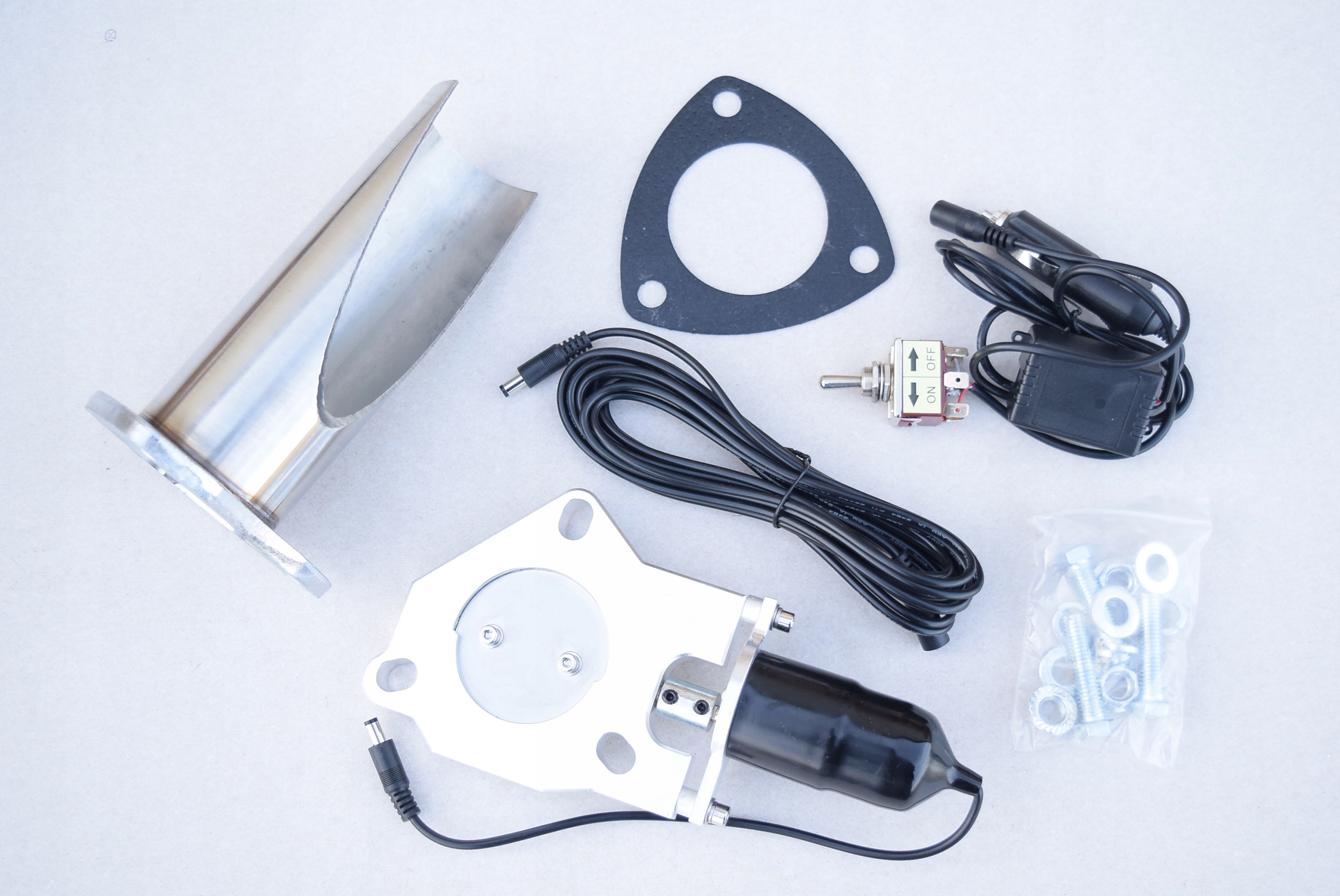 ELEKTRONICZNA PRZEPUSTNICA WYDECHU 2 25 57MM