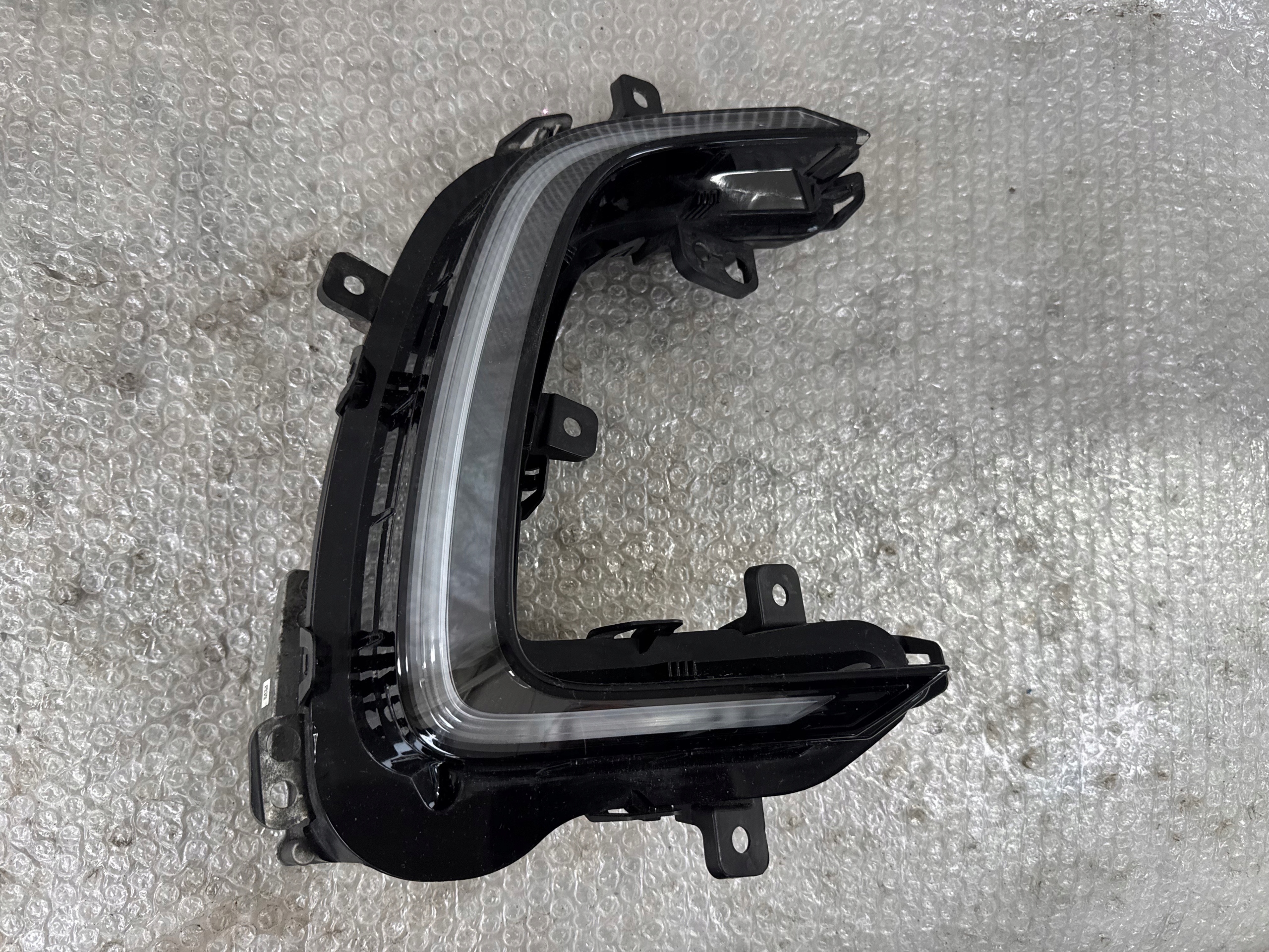 vw UP левый led