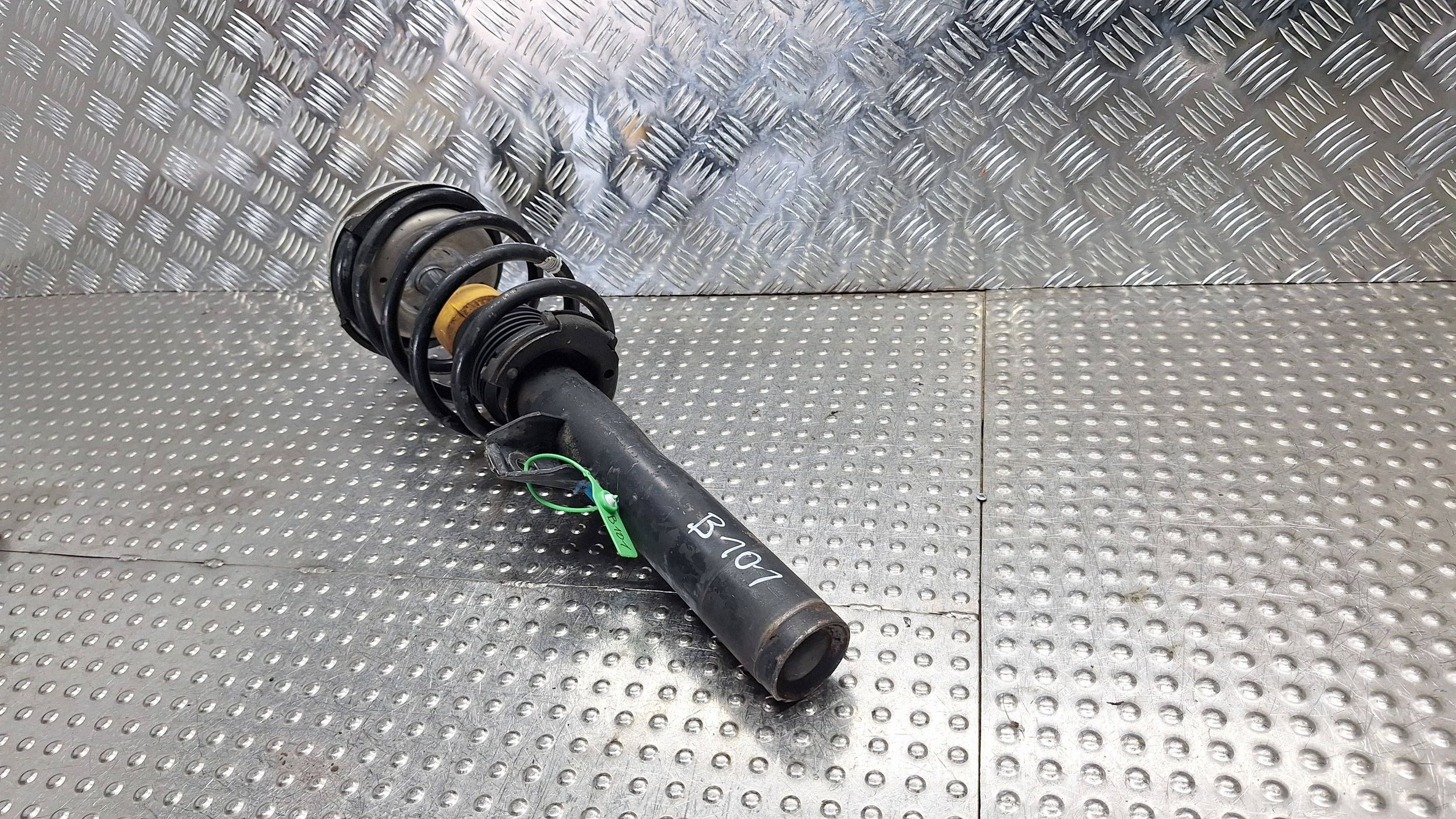 Stoßdämpfer rechts vorne 6786518 BMW E60 E61 XDRIVE