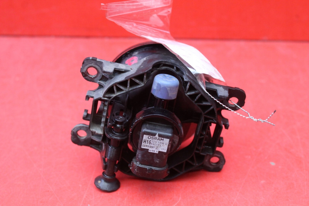 fog light right front front 89208691R RENAULT CLIO 4 IV 12-20
