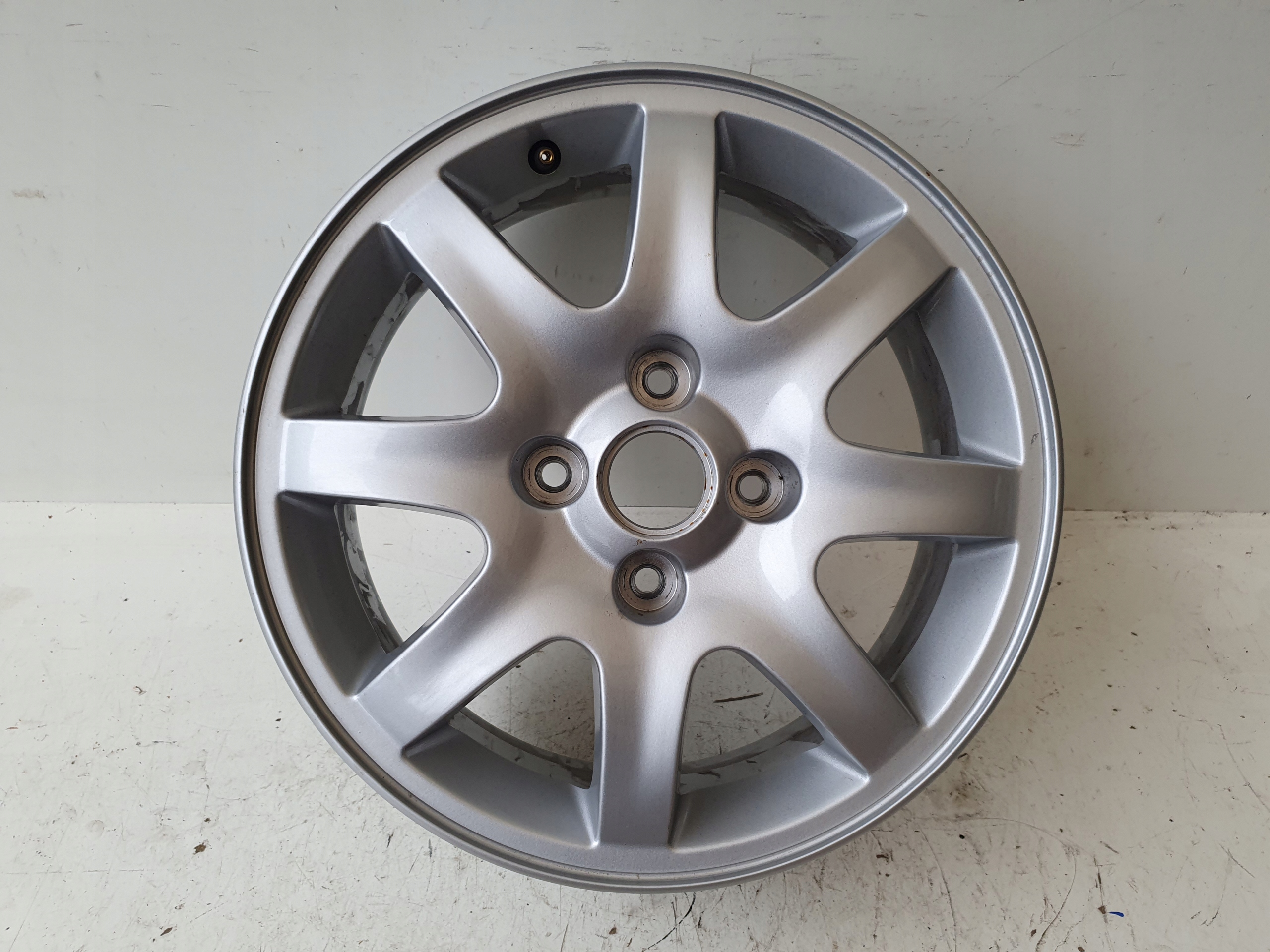 KIA SPECTRA ОБІД 52910-2f500jx16 Et43