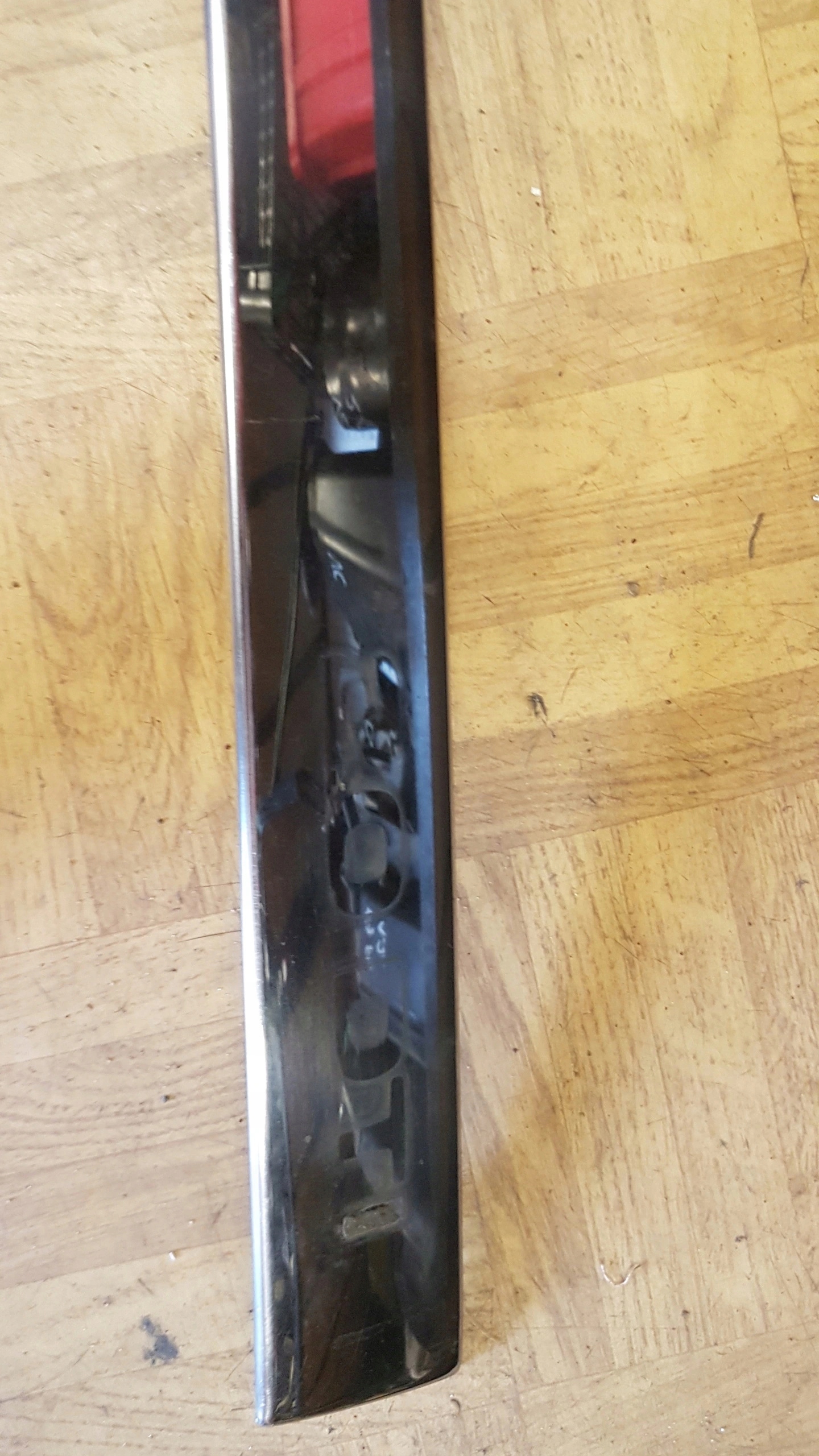 13153564 cap moulding CHROM bonnet rear part VECTRA C