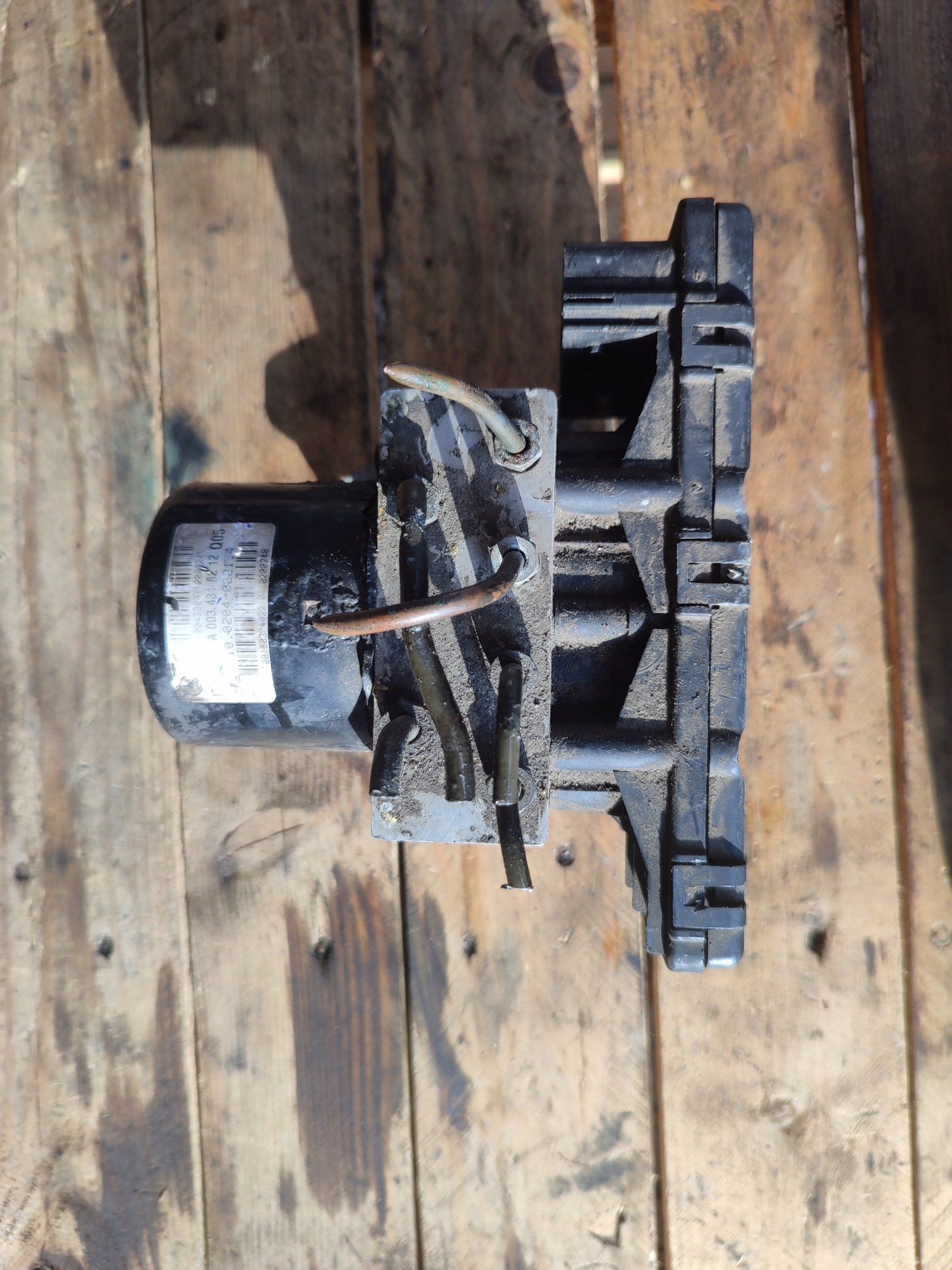 pump control unit ABS MERCEDES C AMG W202 A0034318212
