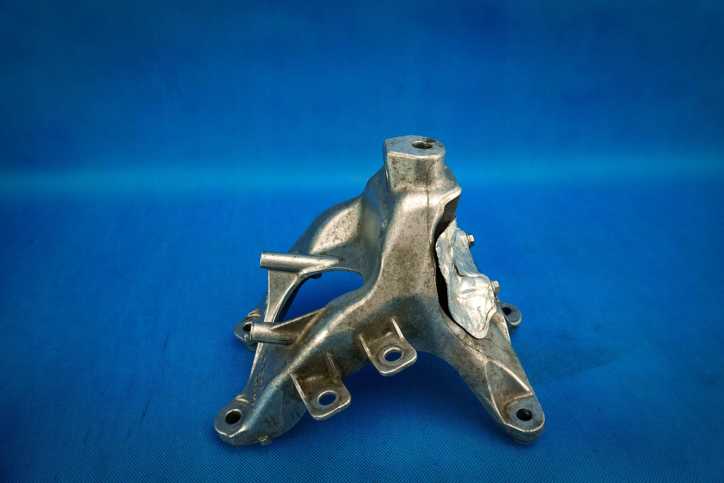 bearing engine mount Audi A4 8W 4M0199308AA 2.0TFS