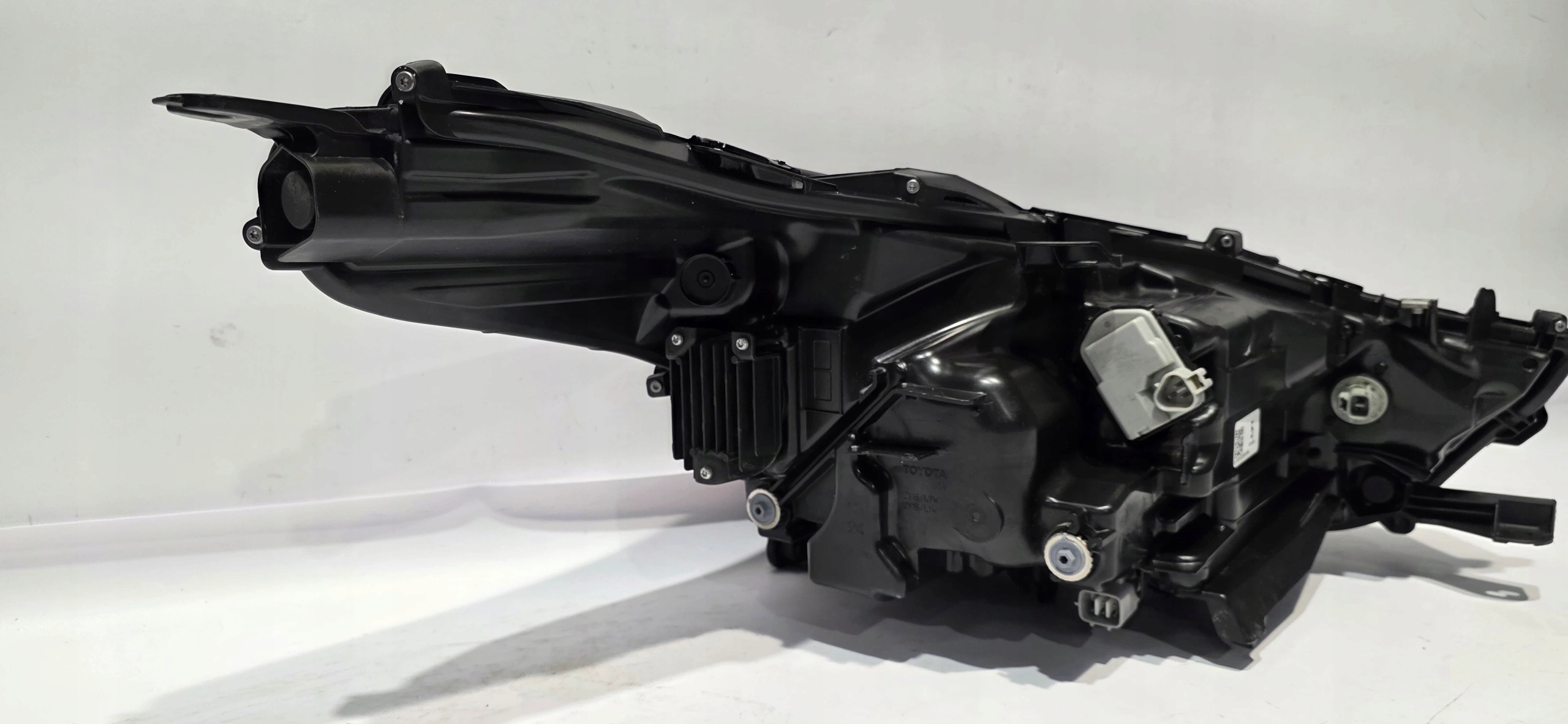 light left front FULL LED TOYOTA HIGHLANDER IV 19- original 10100-8A06K