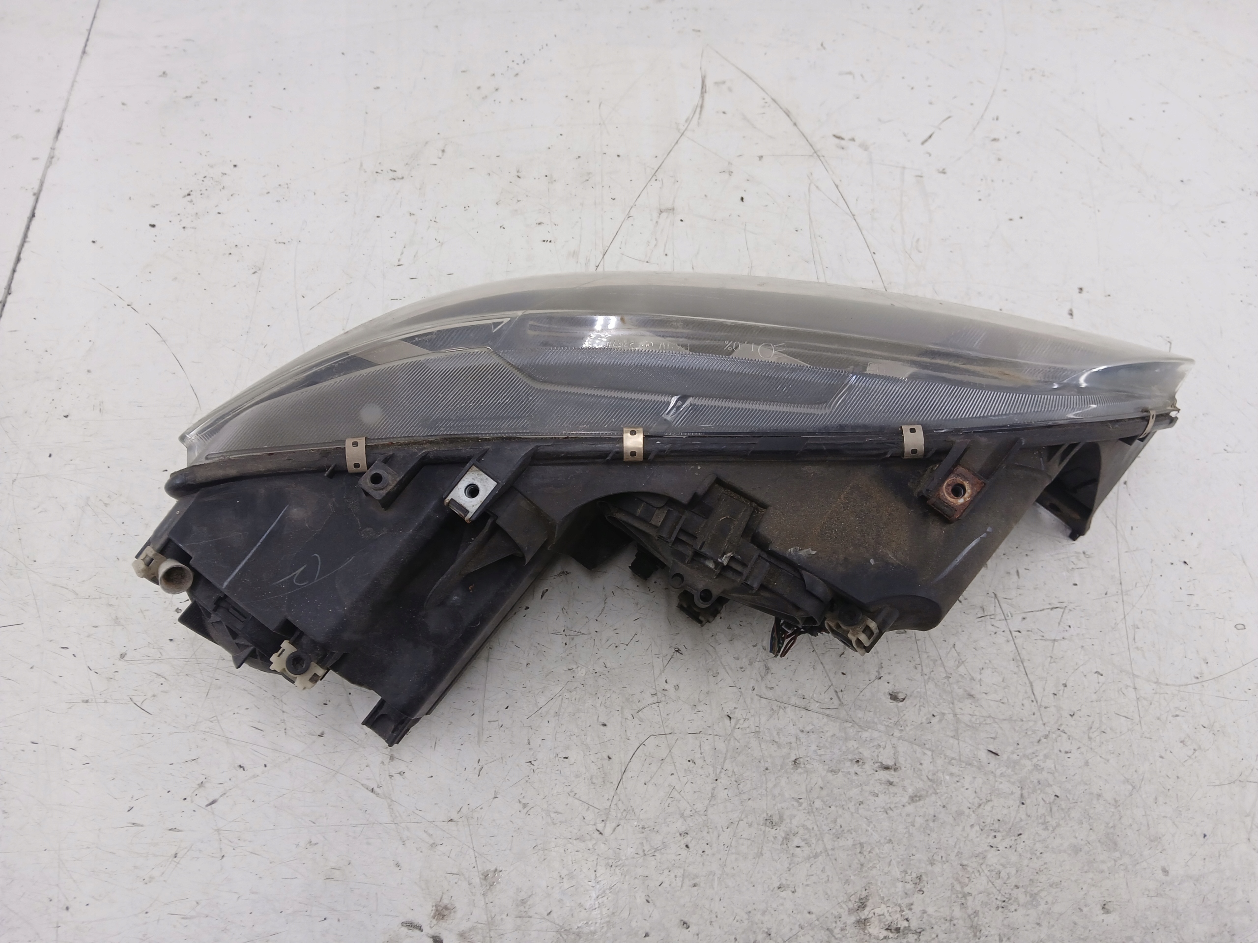 MAZDA 6 GG light left front CIEMNA