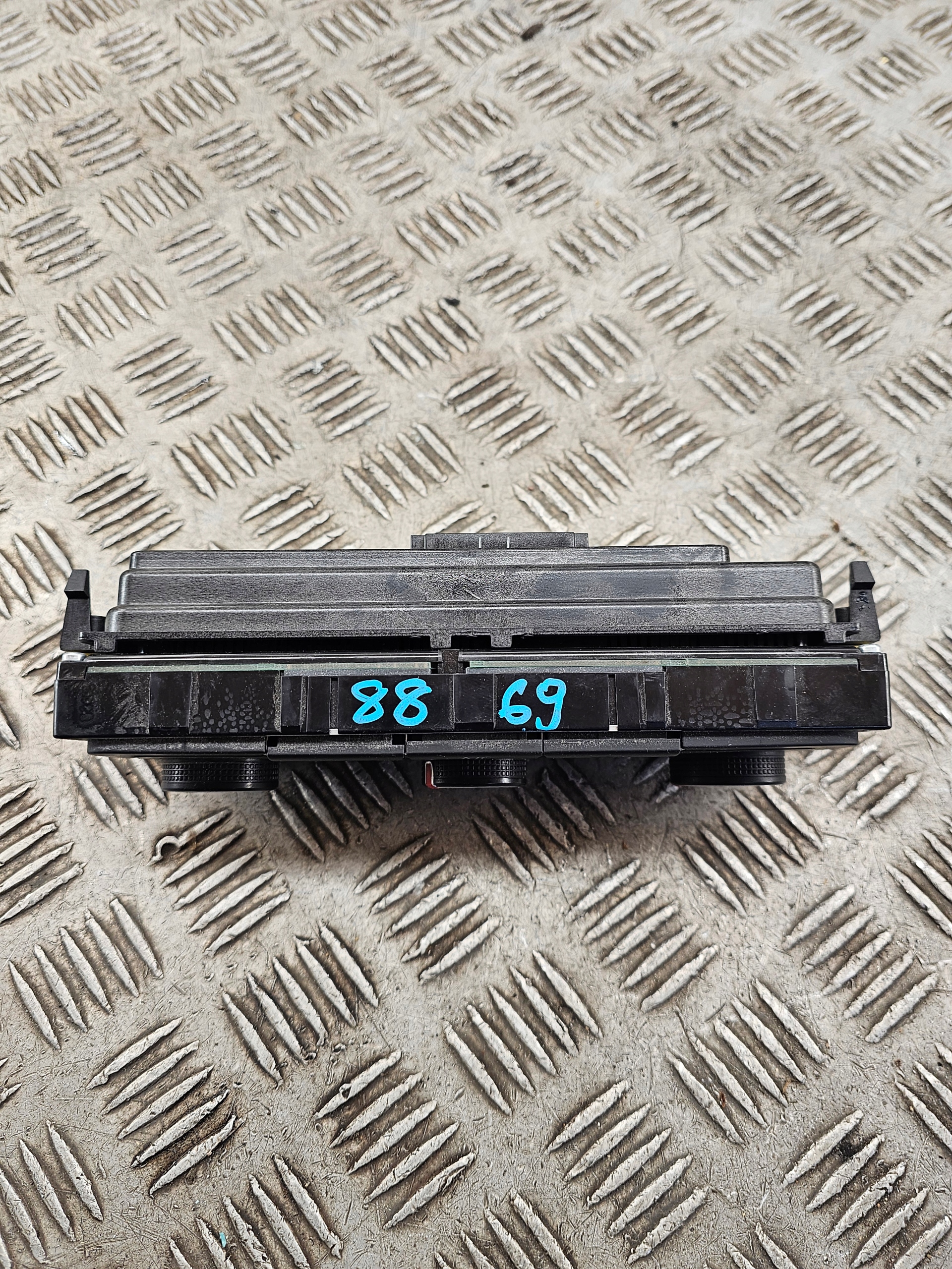 PANEL klími klimatizaci VW TRANSPORTER T6 2015- 7E5858937 EUROPA