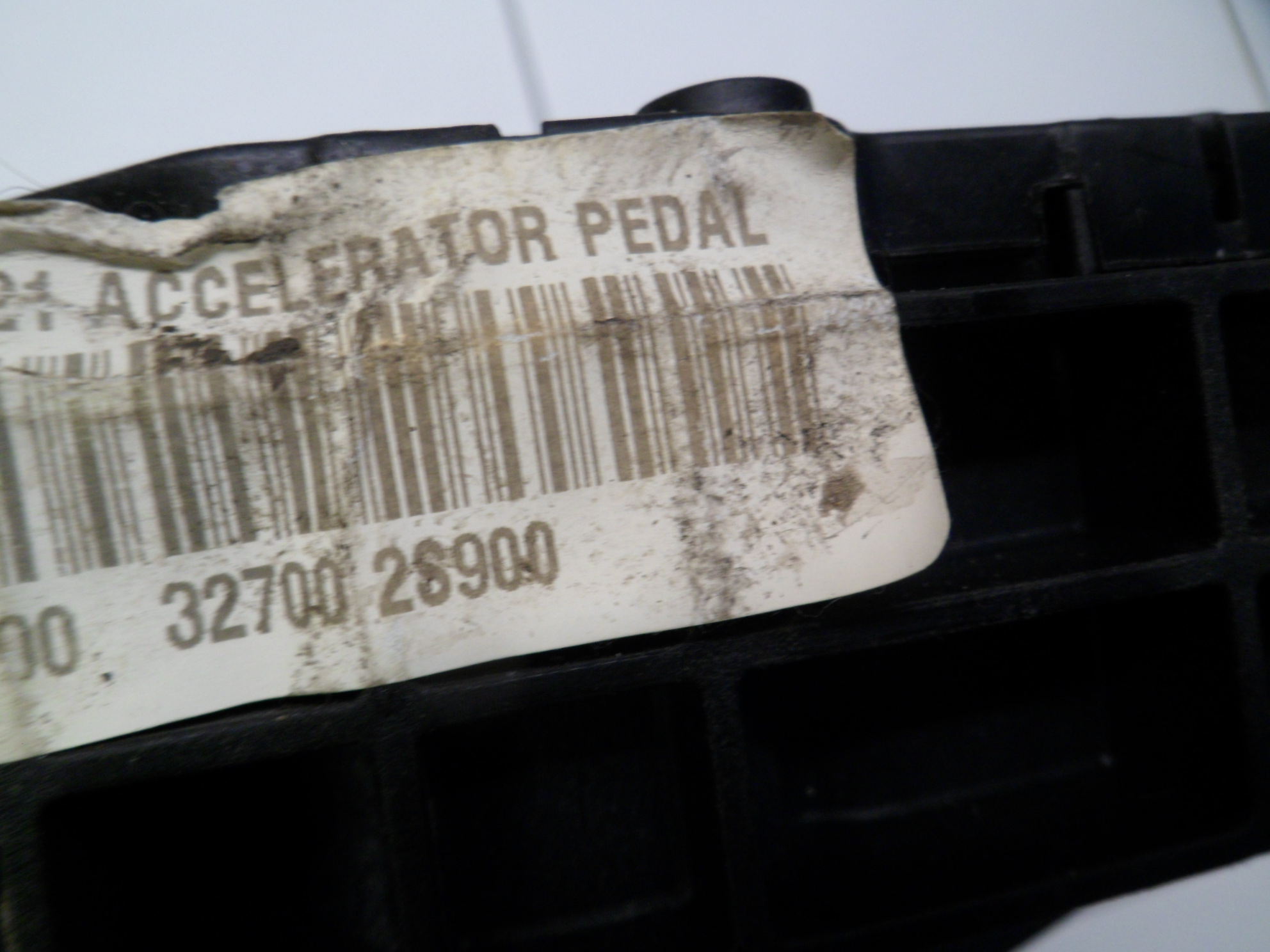 HYUNDAI I40 potentiometer accelerator pedal 32700 2S900