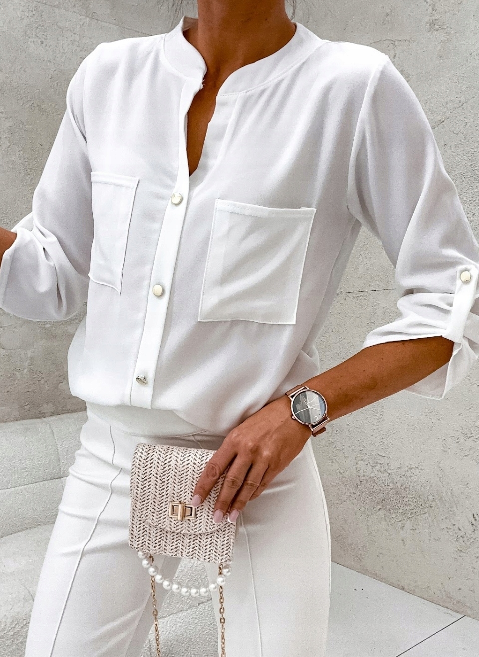 DAMSKA ELEGANCKA BLUZKA KOSZULA LUŹNA OZDOBNE GUZIKI PL PRODUCENT BIAŁA M Materiał dominujący poliester