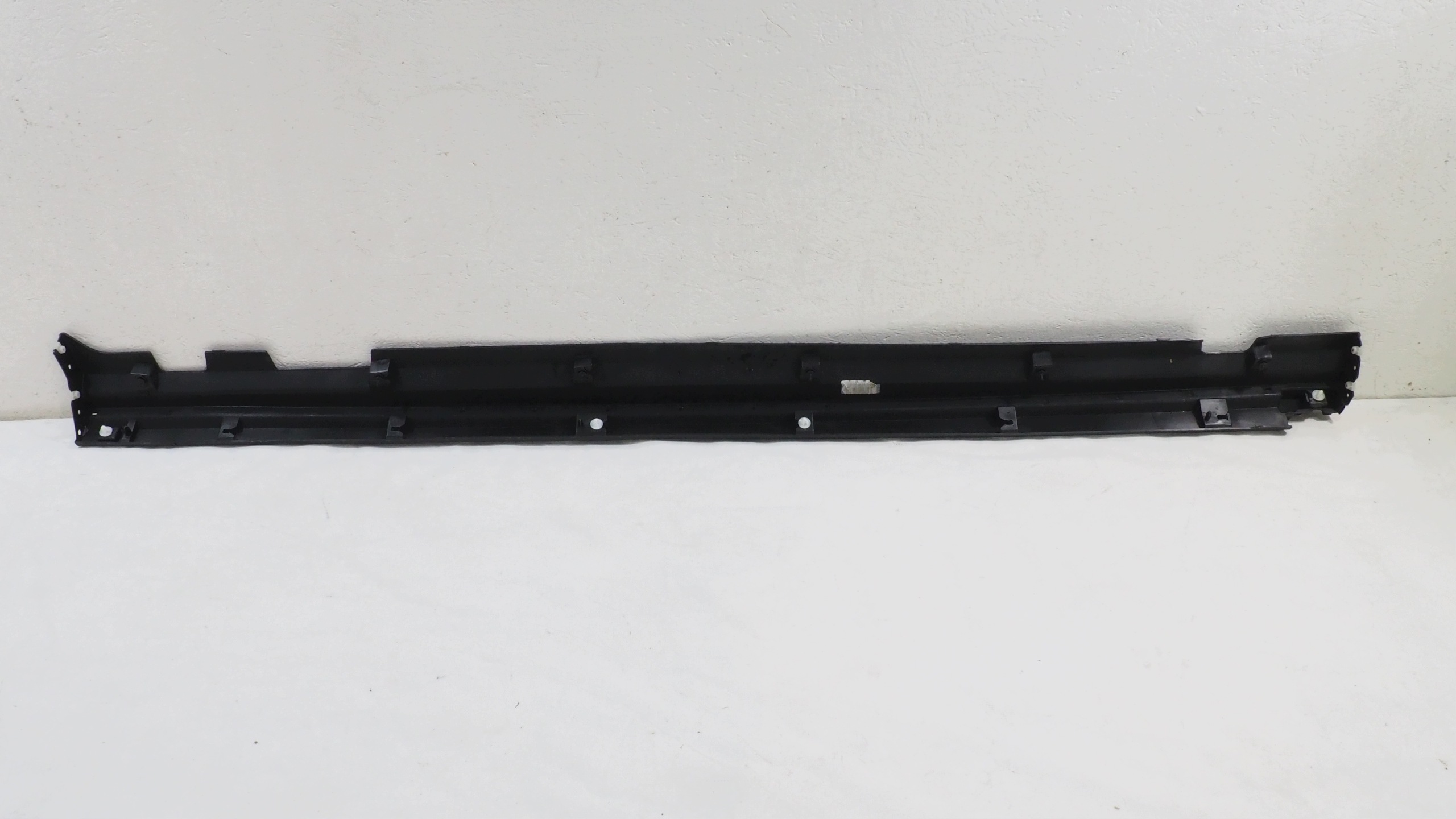 Volvo XC40 moulding threshold right 31448224