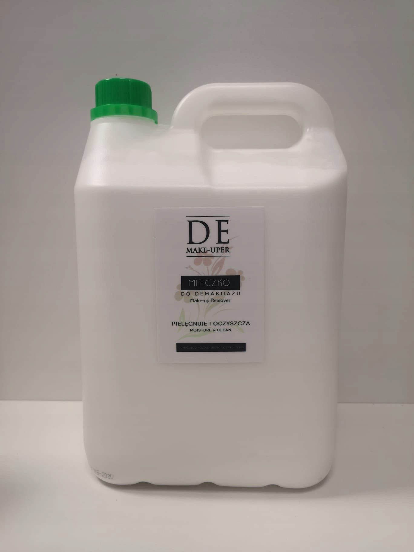 Mleczko do demakijażu, solarium 5000 ml EAN (GTIN) 5904035315526