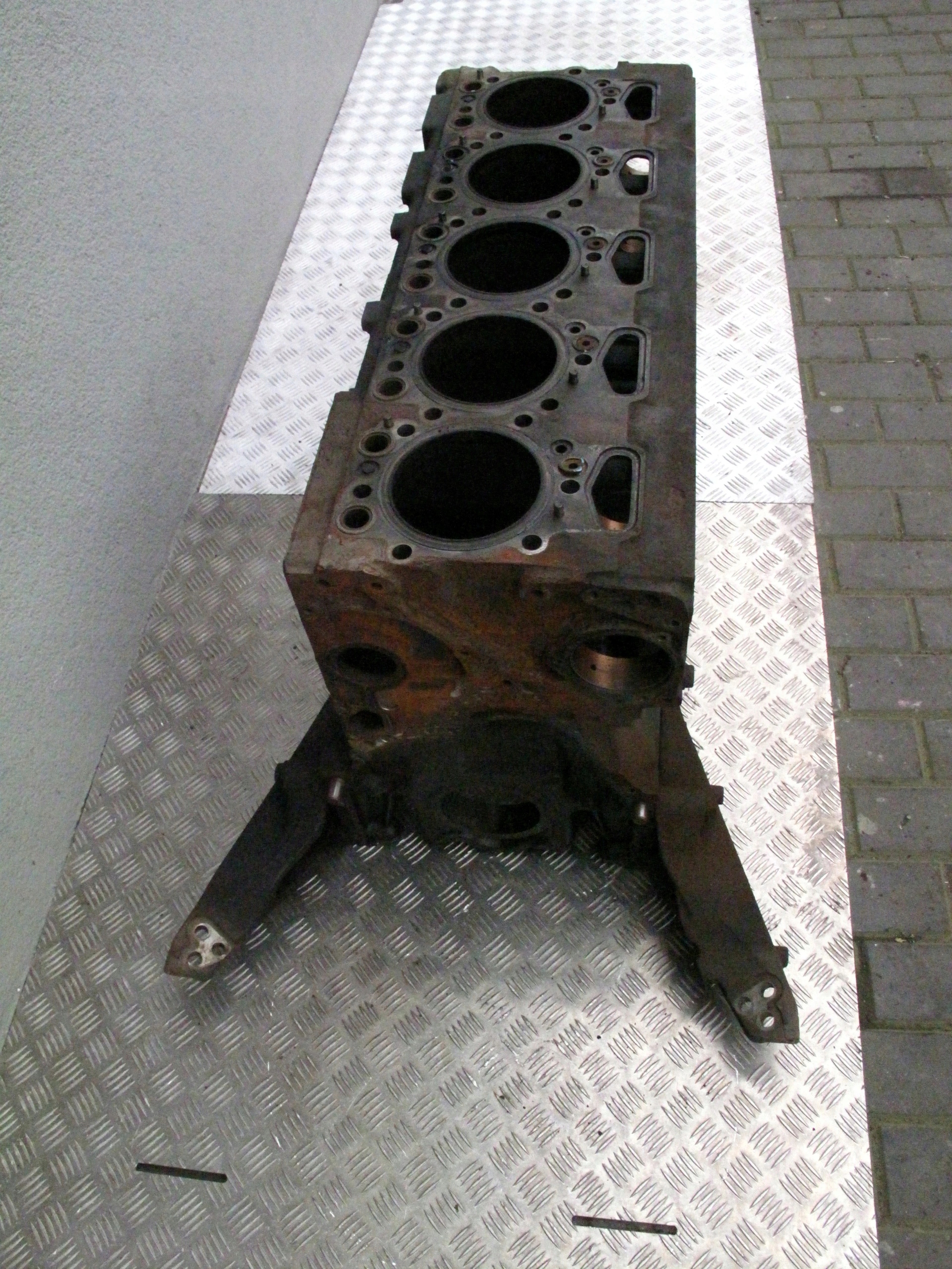 BLOK SILNIKA SCANIA R EURO 4 Typ samochodu Samochody ciężarowe