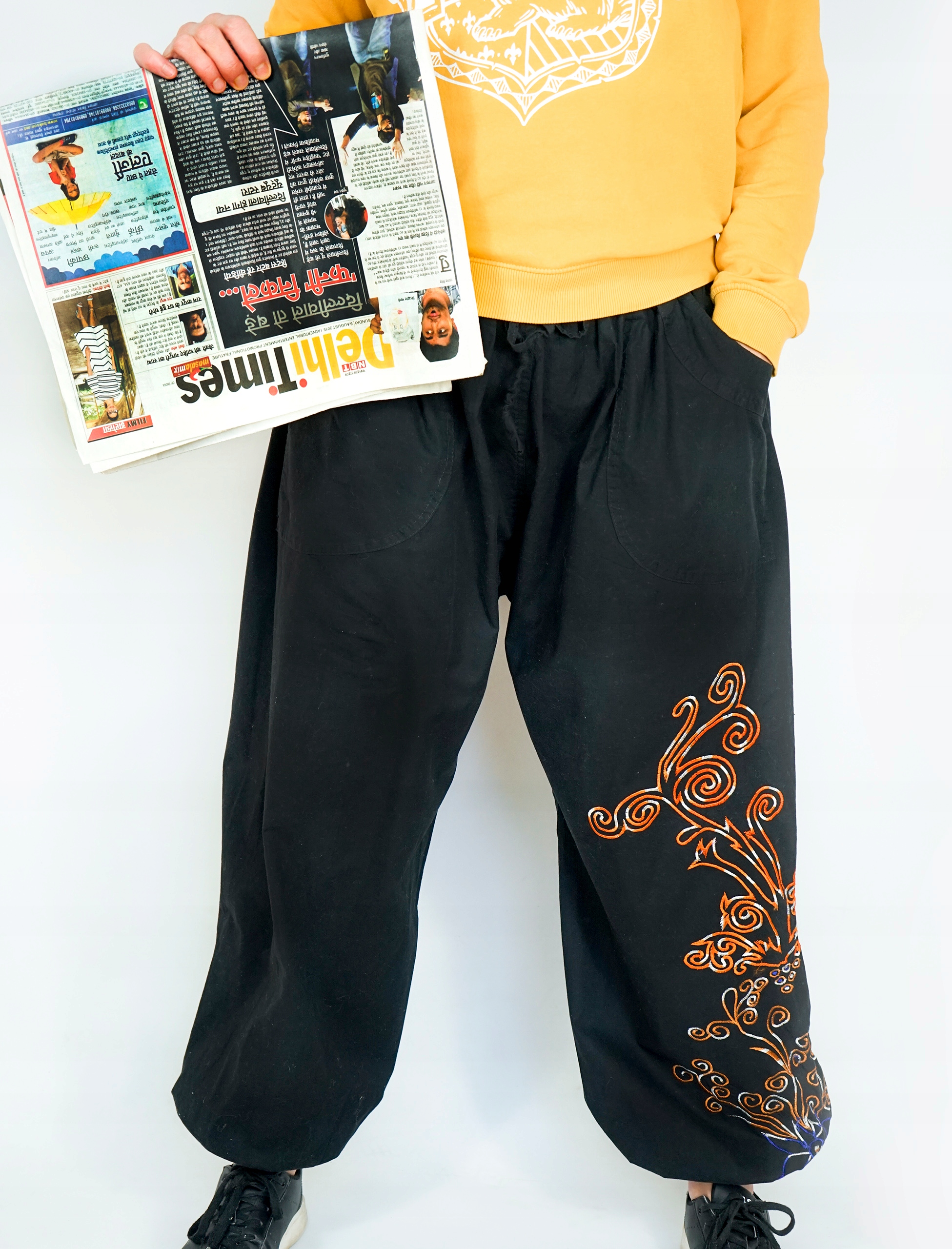 Spodnie indyjskie, pumpy haftowane Agra Stan (wysokość w pasie) średni