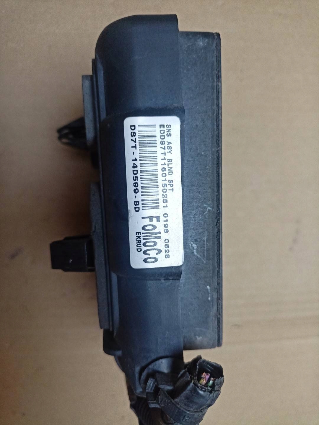 Sensor martwego pola Ford Fusion USA 2 2016 DS7T-14D599-BD