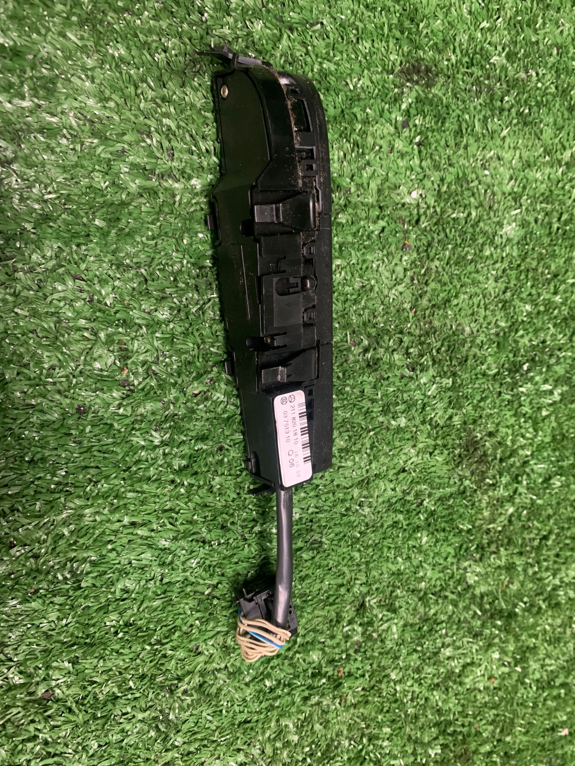 Sensor odleglosci Parken Distronic Mercedes E-KLASA W211 2118201810