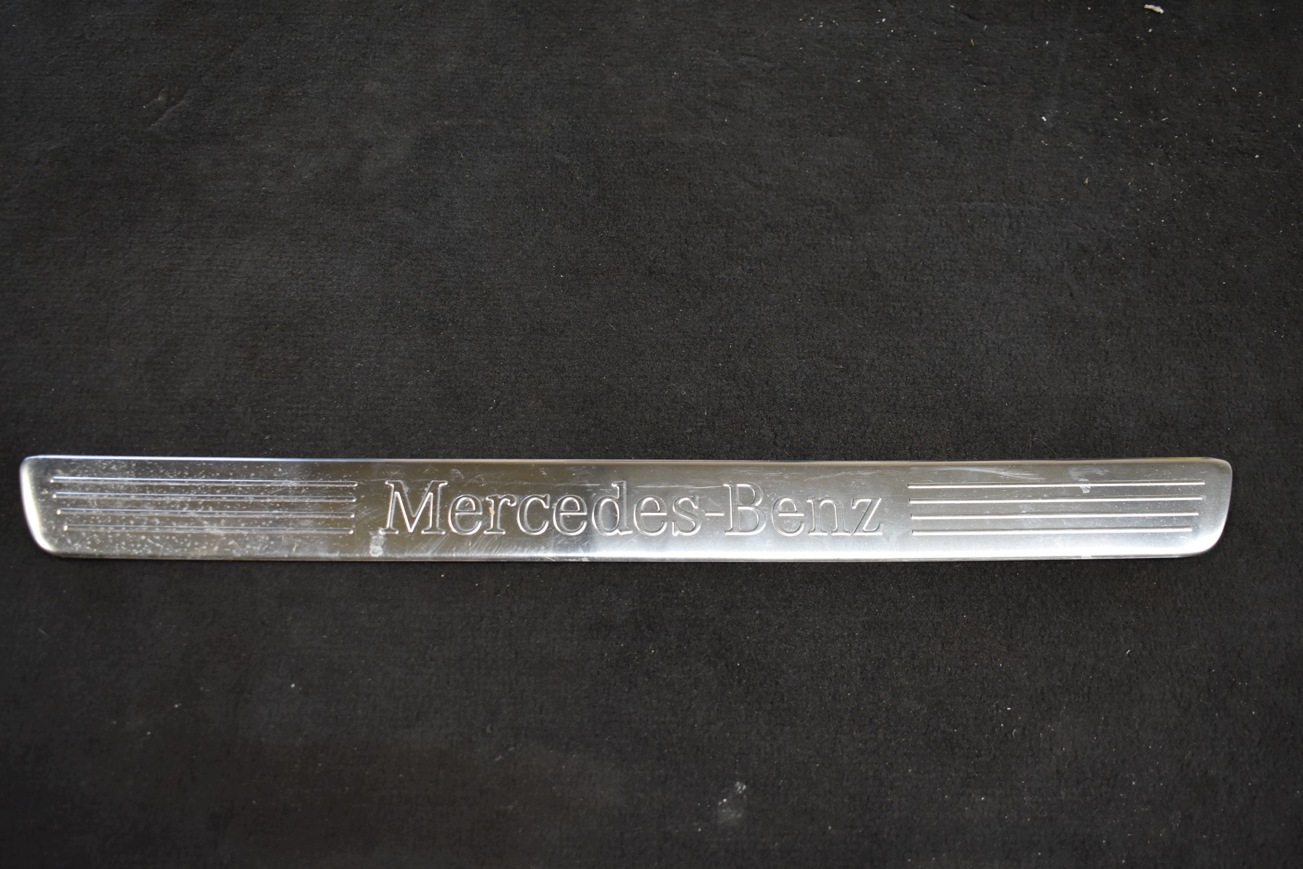 IDEALNA cap moulding threshold MERCEDES W177 1