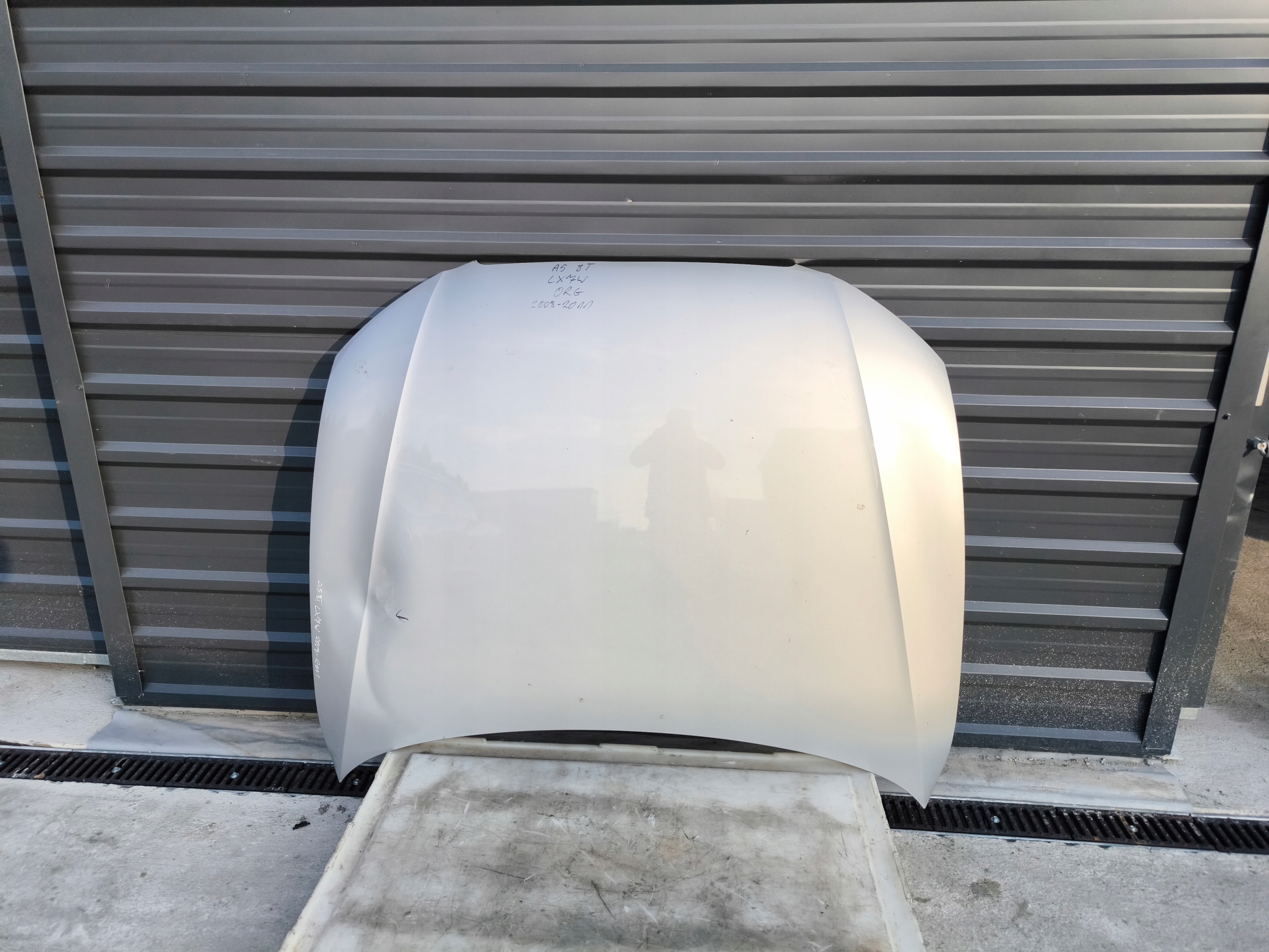 bonnet AUDI A5 8T LX7W 2008-2011 original !!!