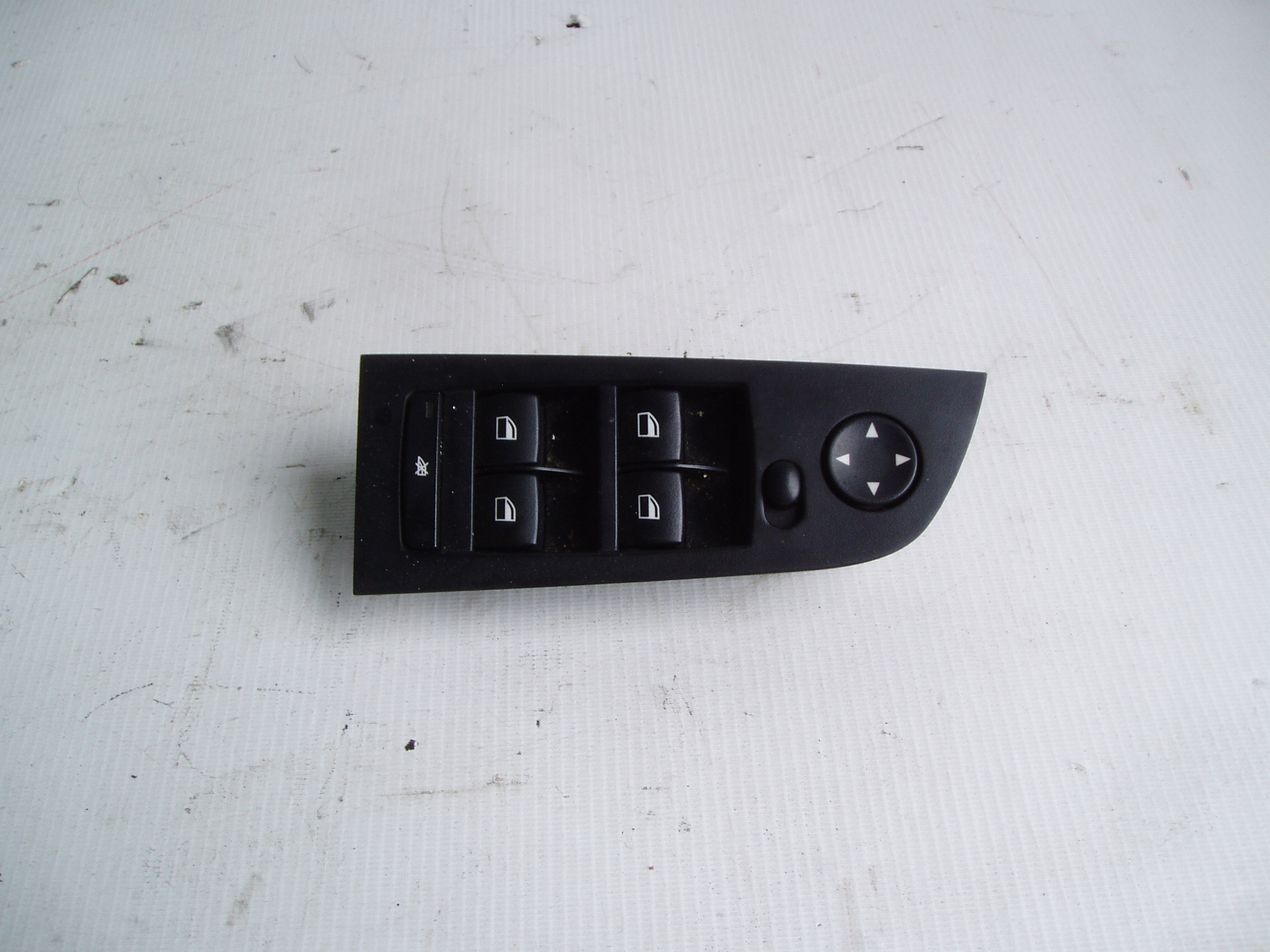 Переключатель стеклоподъемника bmw e90 e91