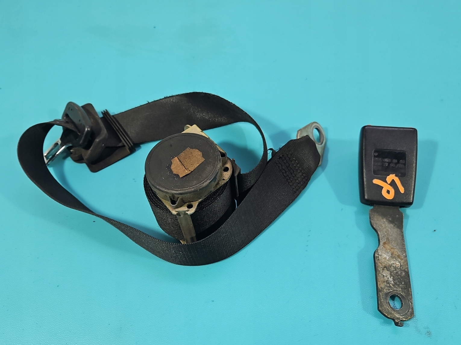 ремень безопасности защелка перед левый водителя vw LT II 96-06 европа