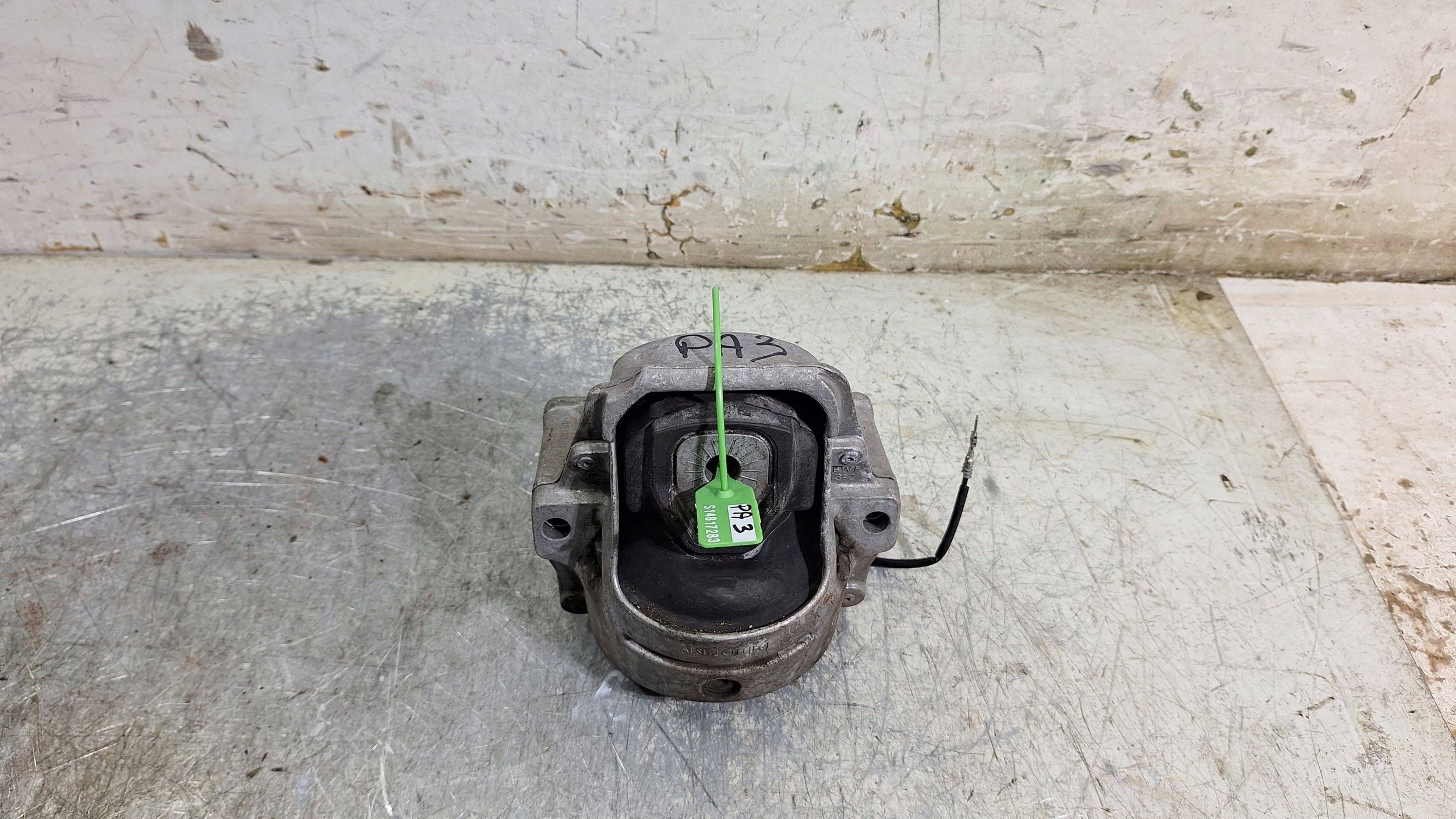 engine mount 8R0199381 AUDI A4 B8 A5 8T Q5 8R