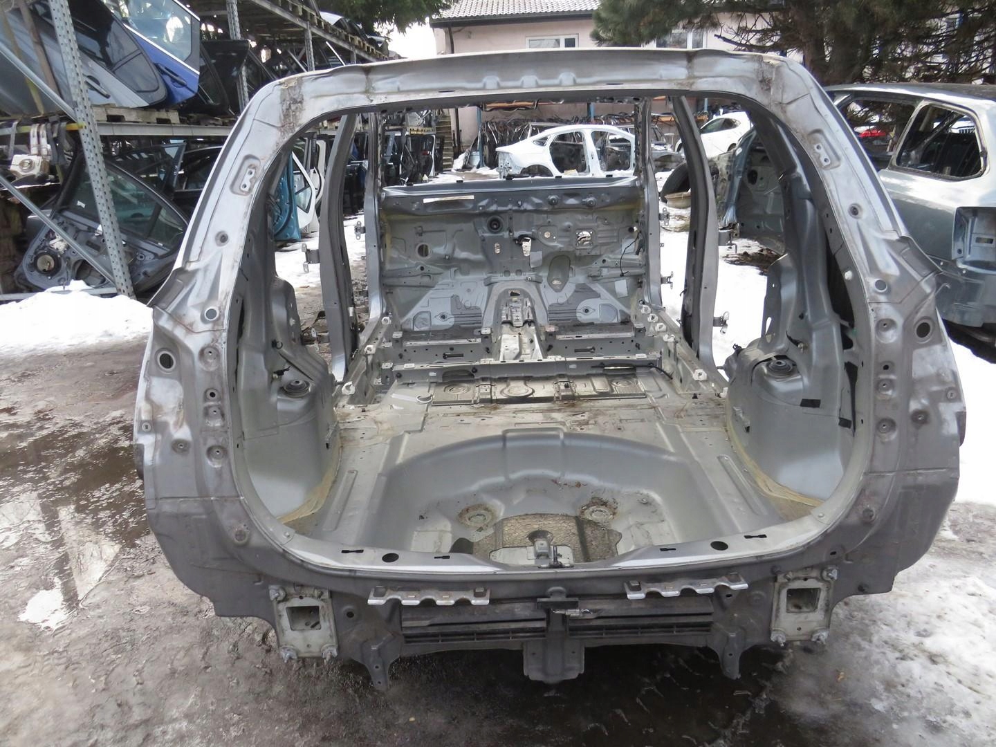 PAS TYLNY TYŁ DUPA WANNA ZCD SX4 S-CROSS