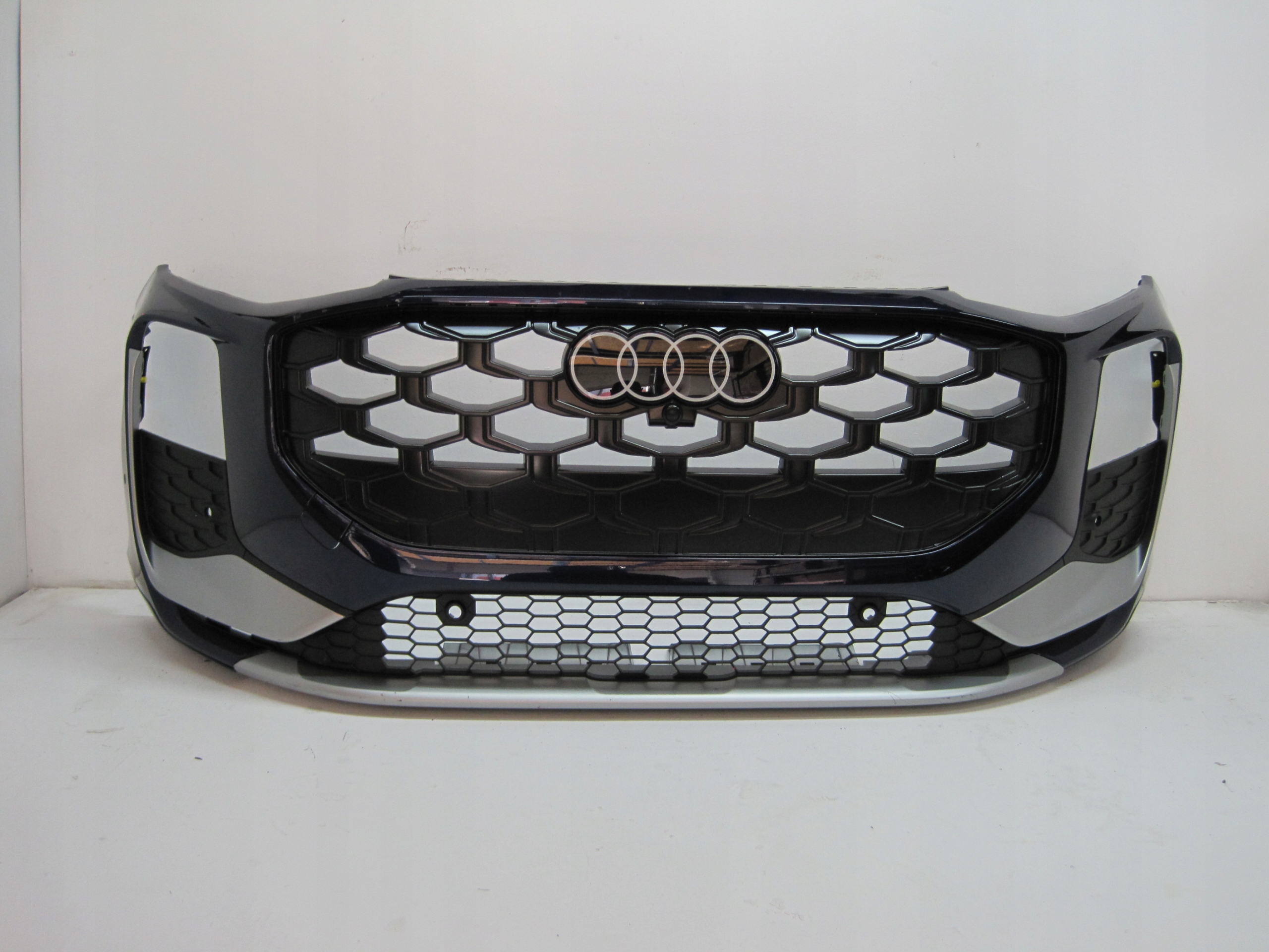 bumper AUDI Q3 83H S-LINE 25R front front