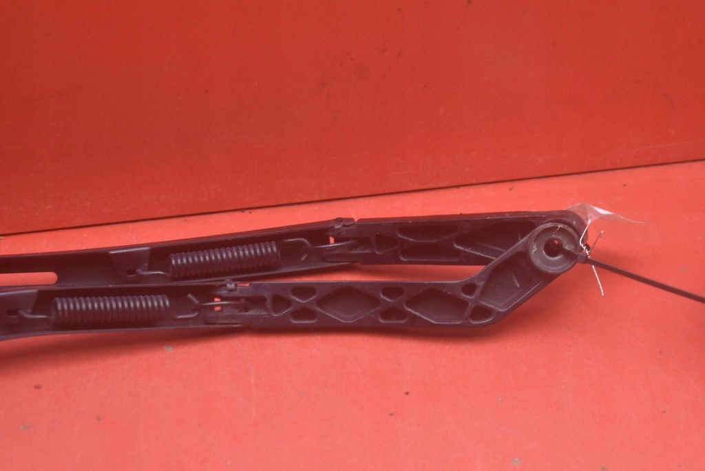 wiper arm front EU CHEVROLET EQUINOX 2 II 10-15