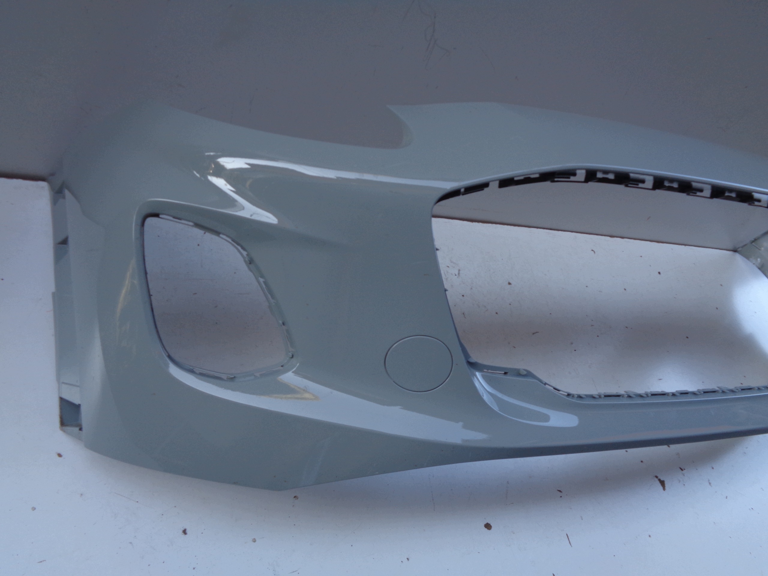 Frontstoßstange FORD PUMA 23- LIFT NR 52864